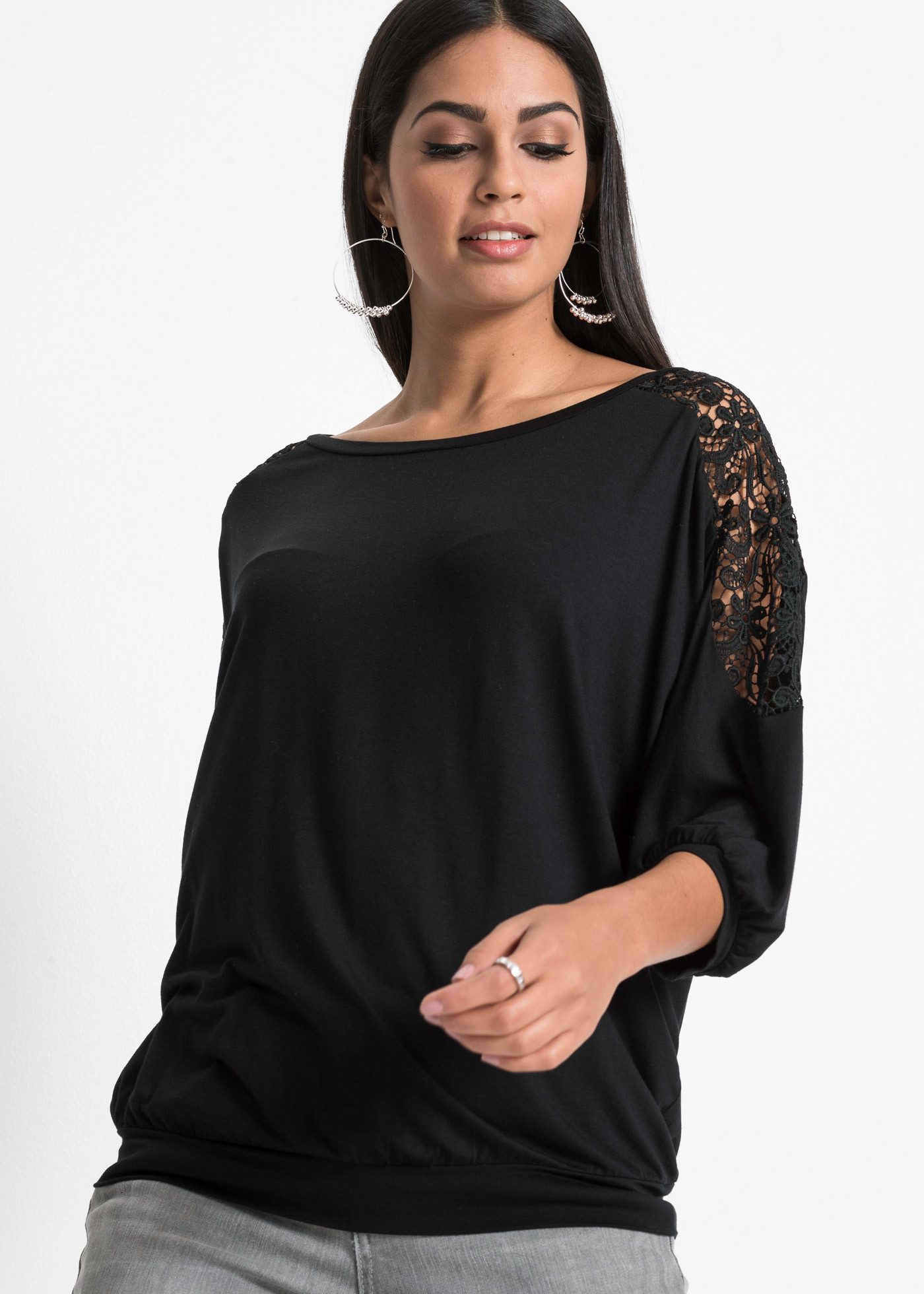 bonprix Oversize-Shirt Oversize Passform, 3/4-Ärmel, ohne Kragen, aus Visko günstig online kaufen