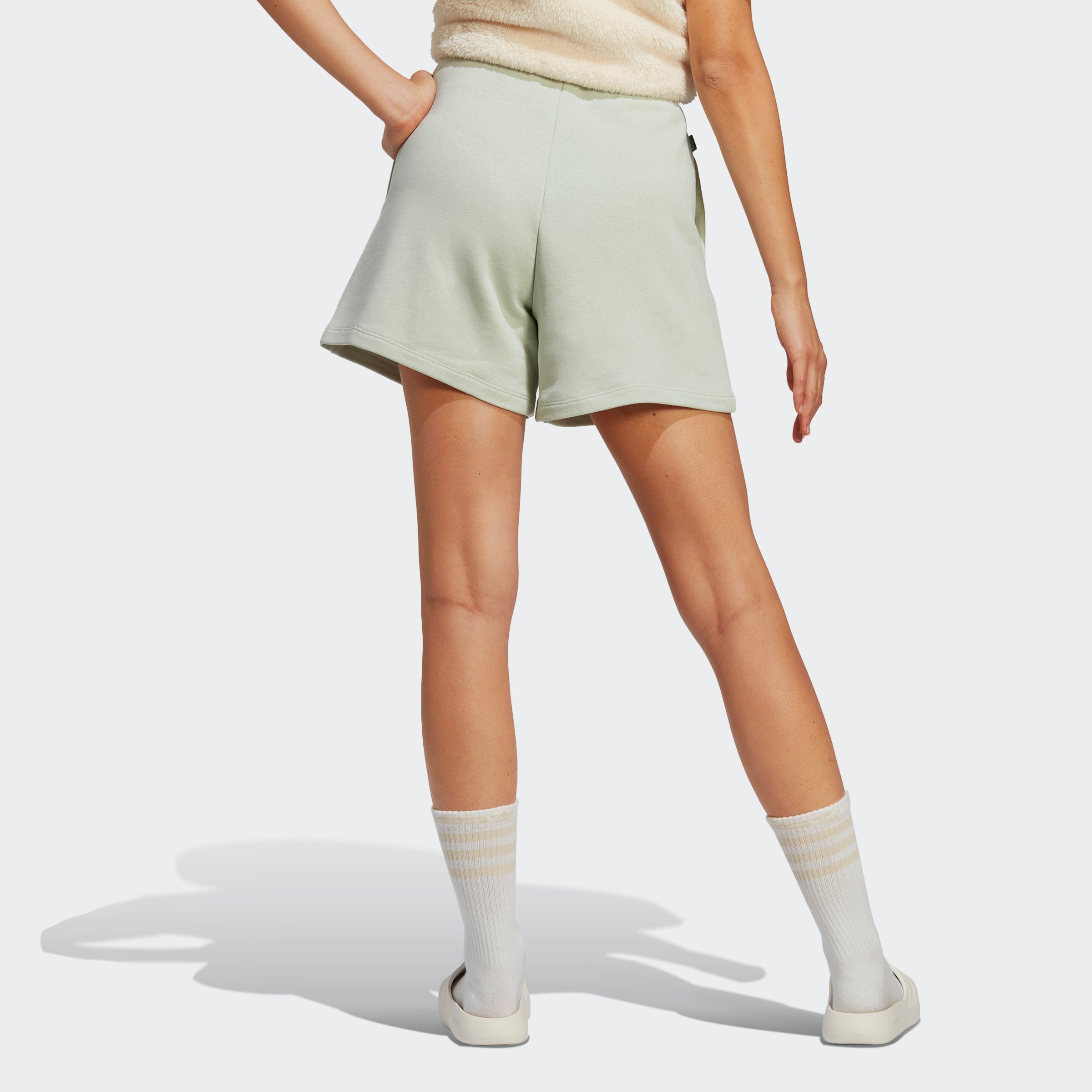 Linen Originals WITH HEMP Shorts adidas Green (1-tlg) MADE ESSENTIALS+