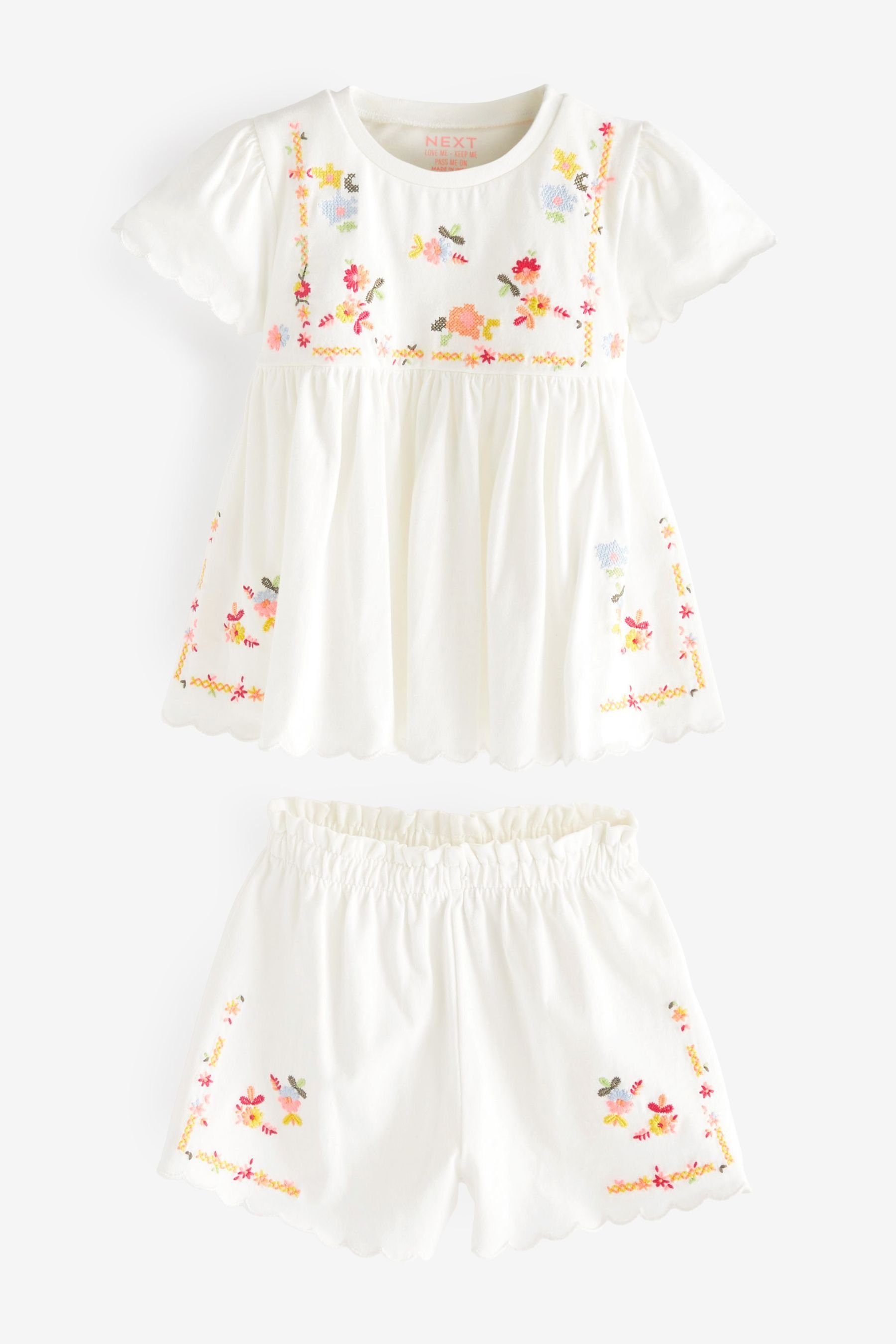 Next T-Shirt & Shorts Kurzarmoberteil und Shorts im Set (2-tlg) White Embroidered Floral Scallop
