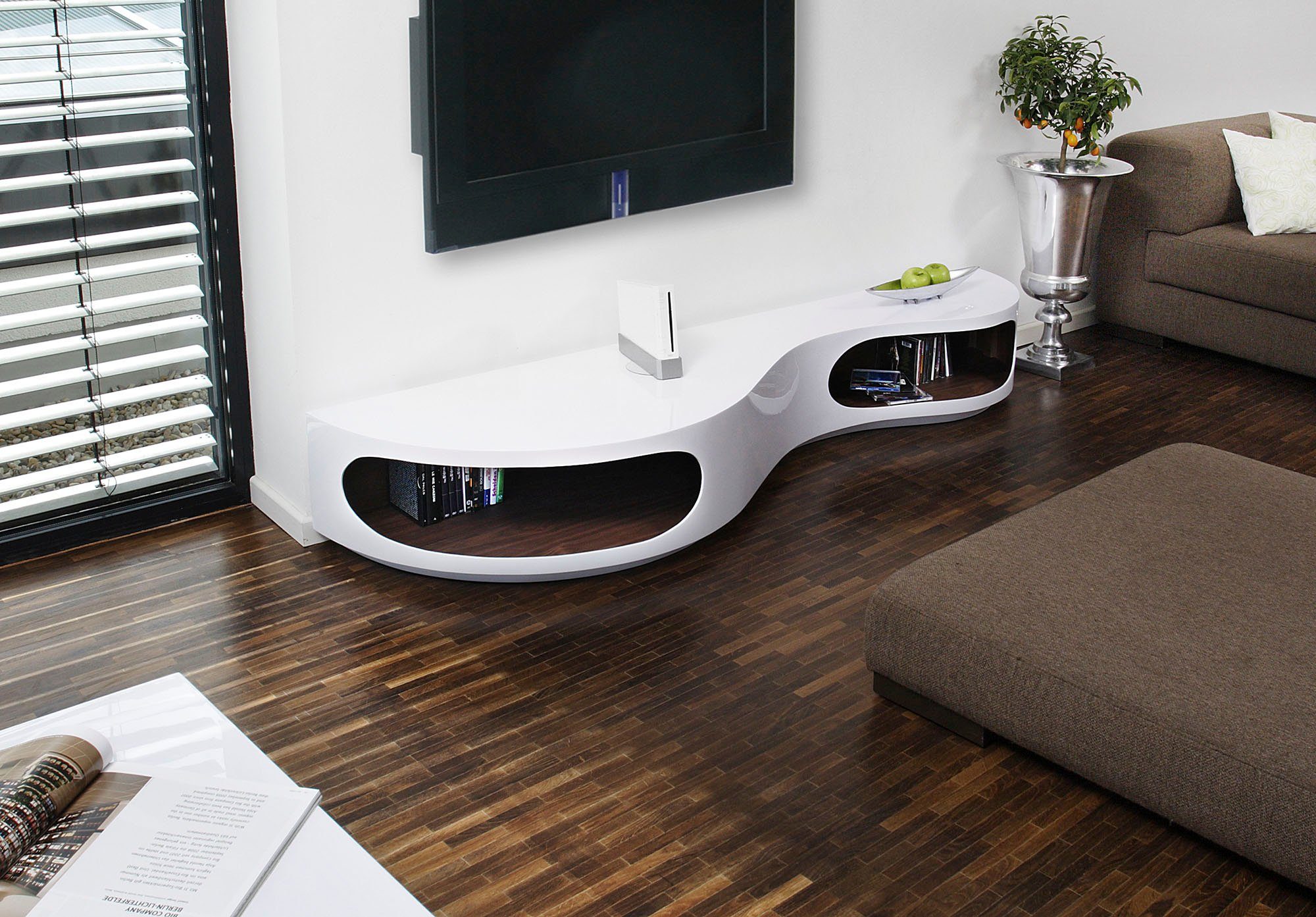 SalesFever Lowboard Slow Design TV-Kommode für stilvolles Wohnen, Kommode in moderner Form, Fernsehschrank in Hochglanz