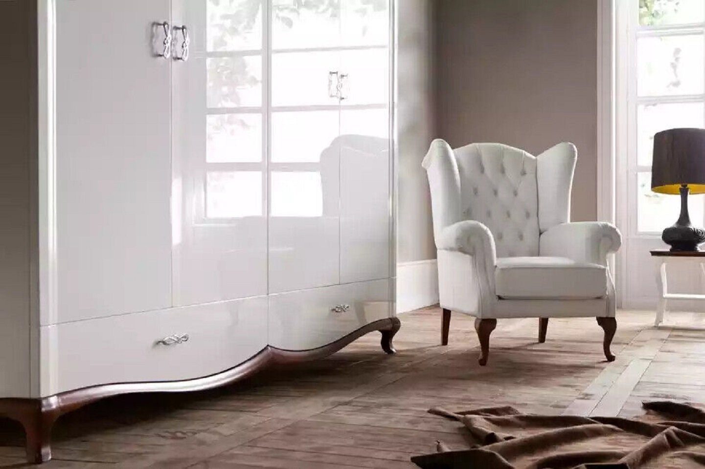 Möbel Luxus Made Kleiderschrank Neu in (1-St., Kleiderschränk) Designe Holz Kleiderschrank JVmoebel Garderobe Europe Hochglanz