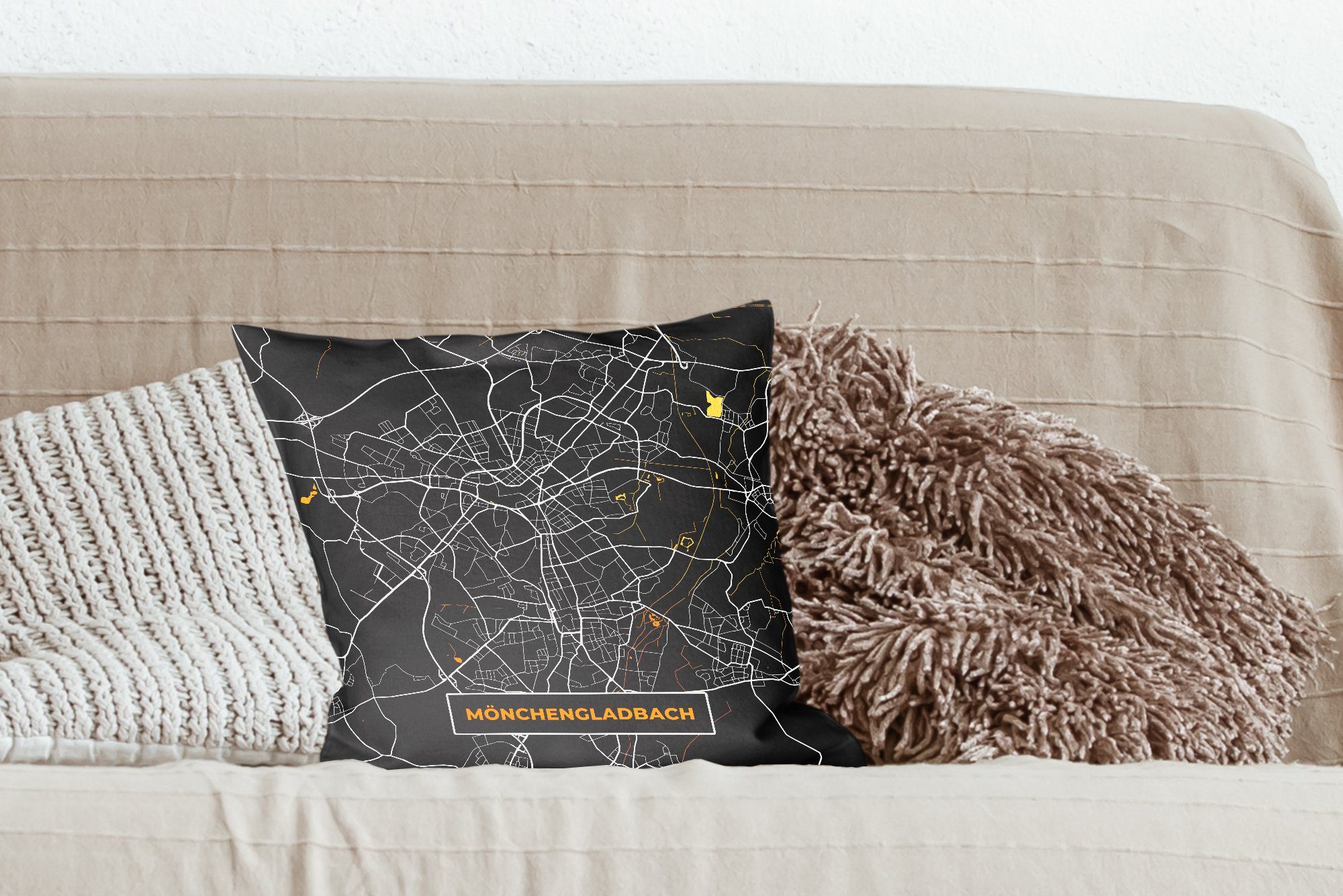 Schwarz Karte mit Gold -, Mönchengladbach Dekokissen Deko, Schlafzimmer, Sofakissen - und Füllung MuchoWow - Stadtplan - für Wohzimmer, Zierkissen