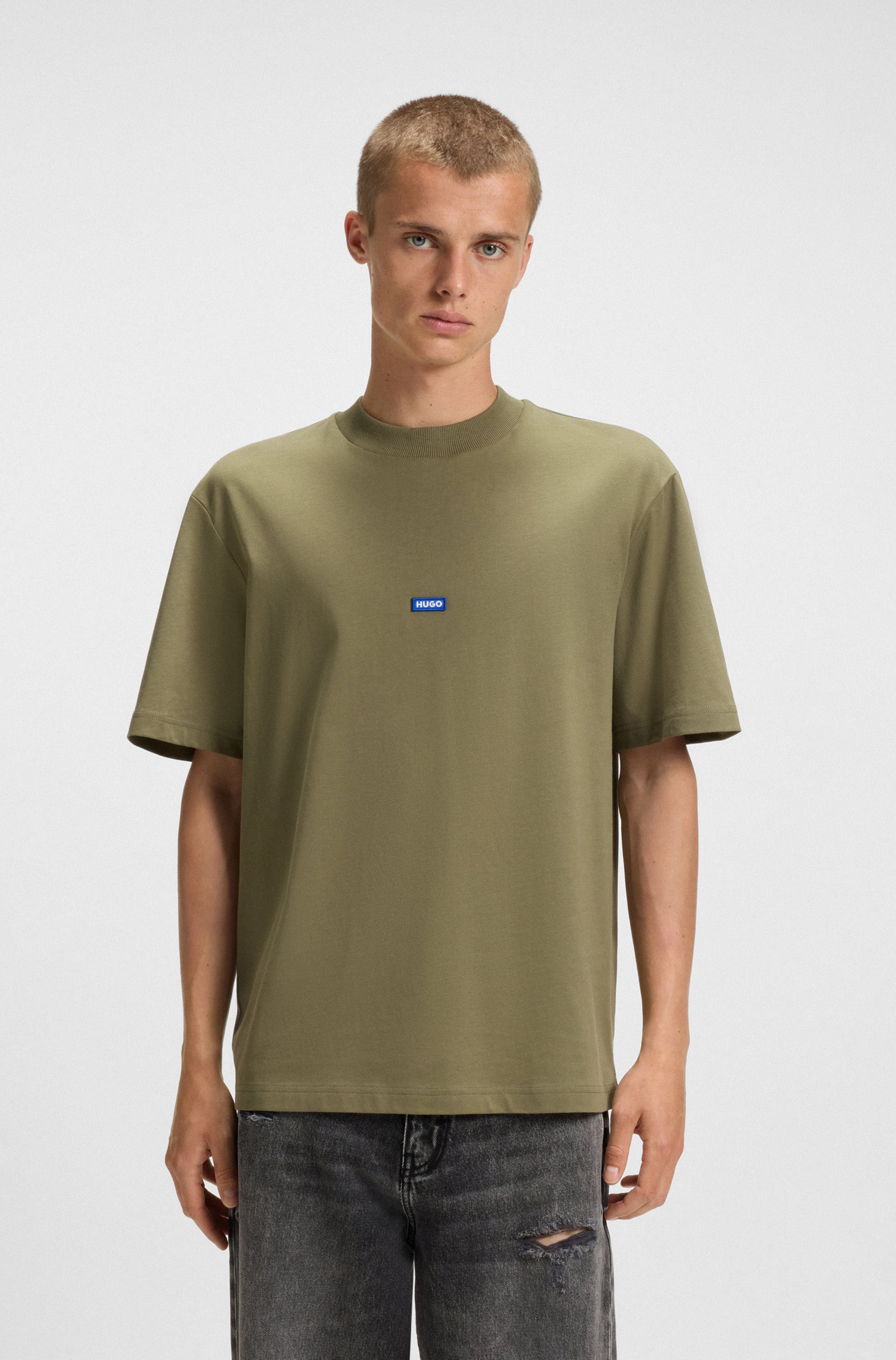 HUGO Blue T-Shirt Nieros mit Logo-Patch günstig online kaufen