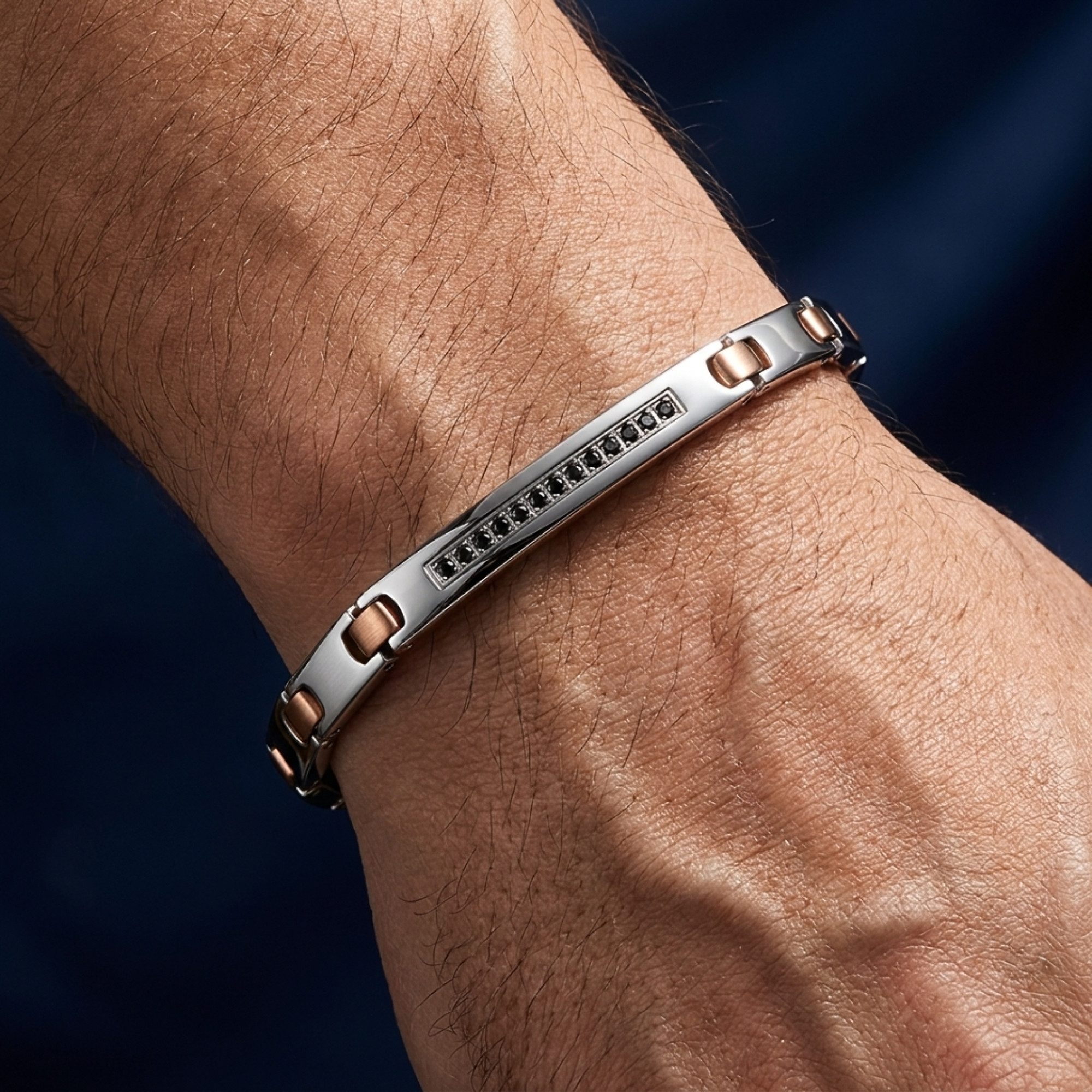 UNIQAL.de Edelstahlarmband Unisex LINEA – Edelstahl & AAA-Zirkonia, Silber-Roségold (mit minimalistischer Eleganz und präzisem Steinbesatz, inkl. Schmuckverpackung), pflegeleicht, komfortabel und individuell anpassbar