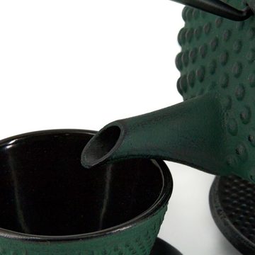 teayumi Teekanne CHIYO Tetsubin Komplett-Set Gusseisenkanne 1200 ml Grün, 1.2 l, (Komplett-Set, 8-teilig), mit herausnehmbaren Edelstahlsieb, mit Henkel