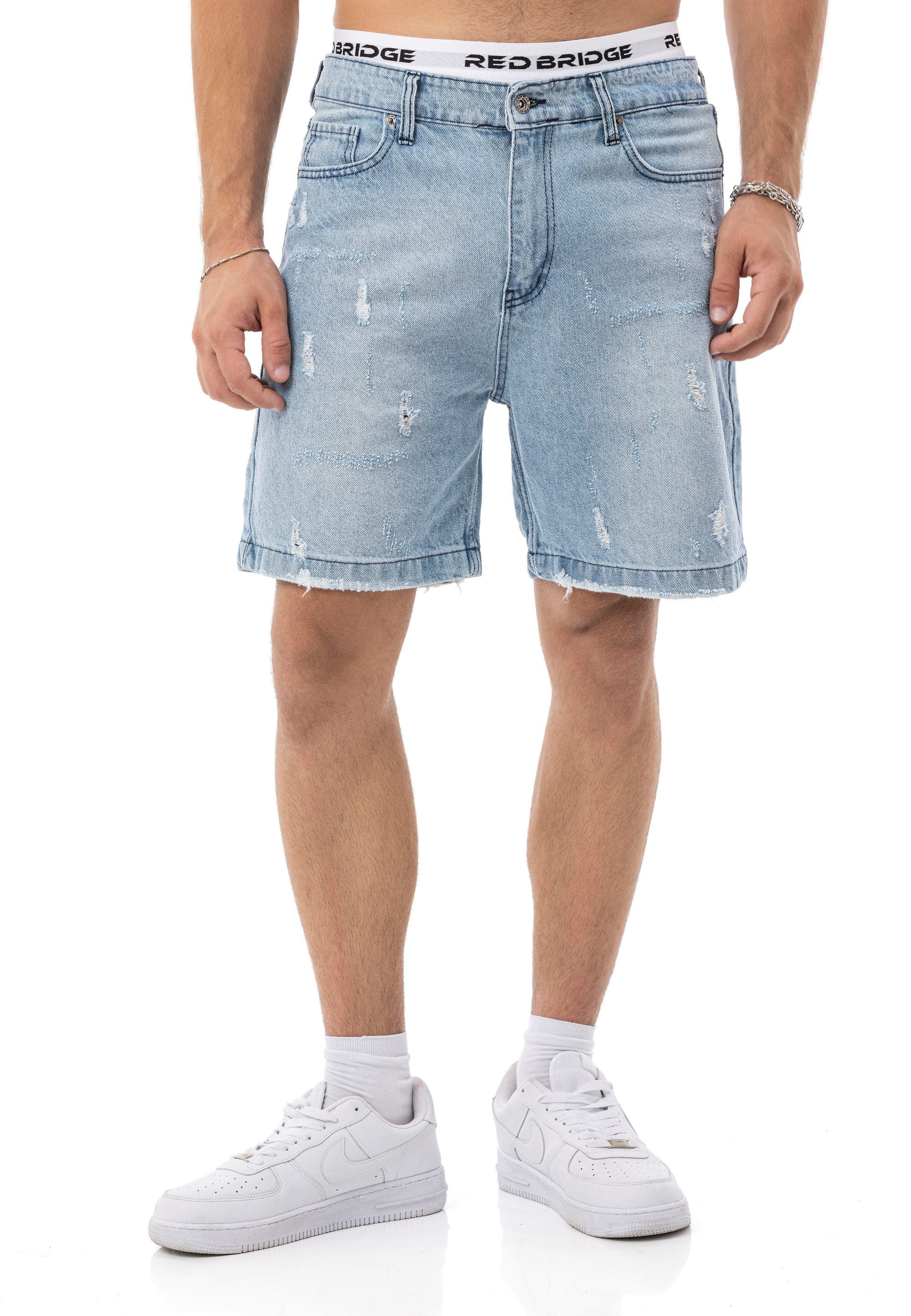 RedBridge Jeansshorts mit Destroy-Details – Kurze Hose, 5-Pocket, Regular Fit