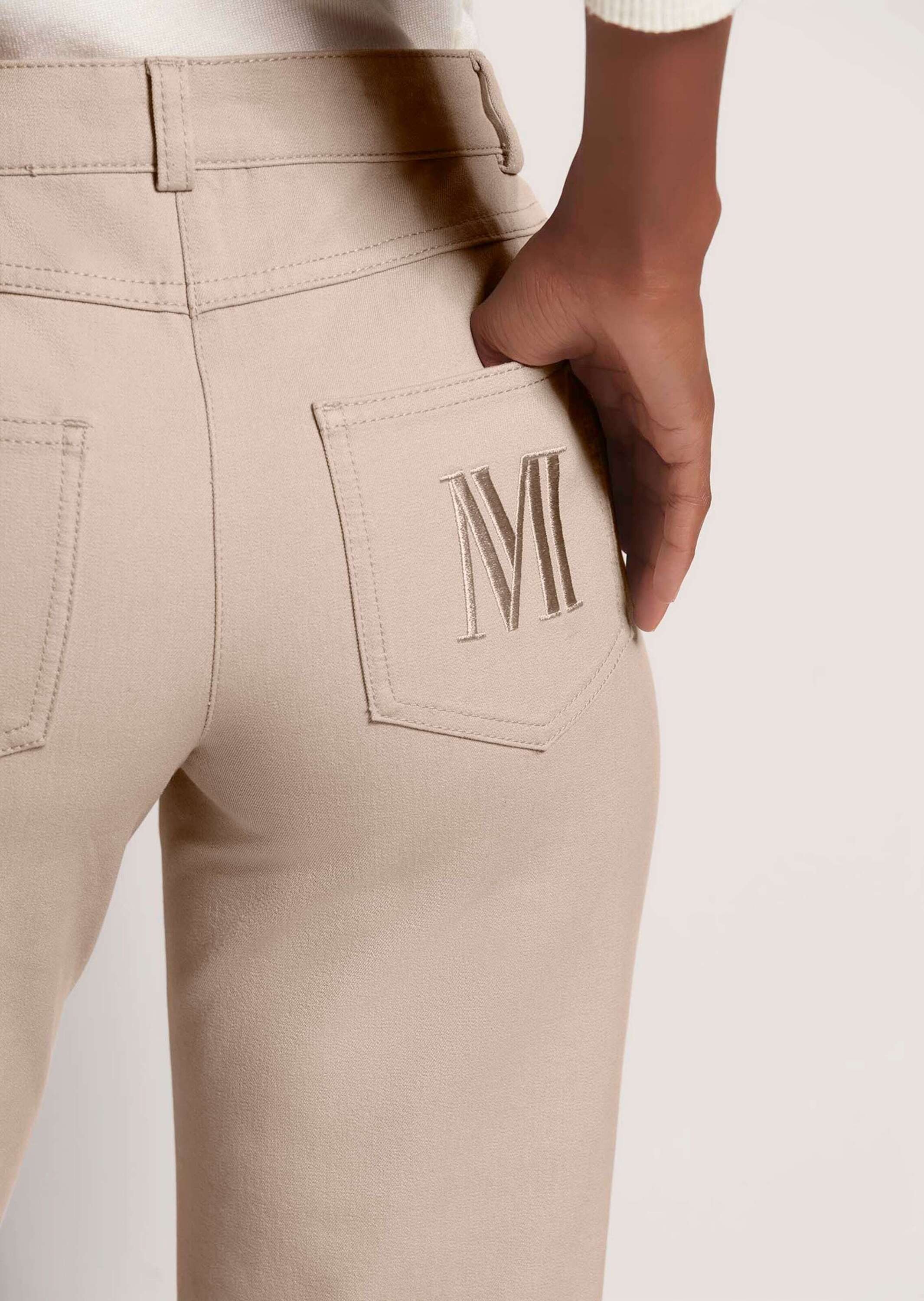 MADELEINE Gerade Jeans Schmale Jeans im Five-Pocket-Style Basichose mit Formbund, Gürtelschlaufen und Knöchellang – Bild 4 von 5