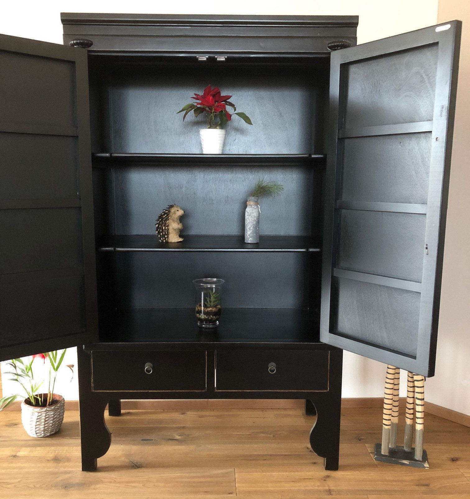 OPIUM OUTLET Kleiderschrank Asia Hochzeitsschrank schwarz im Vintage-Stil (Landhaus-Stil, Schrank Hoch-Kommode Möbel) chinesisch asiatisch orientalisch, komplett montiert