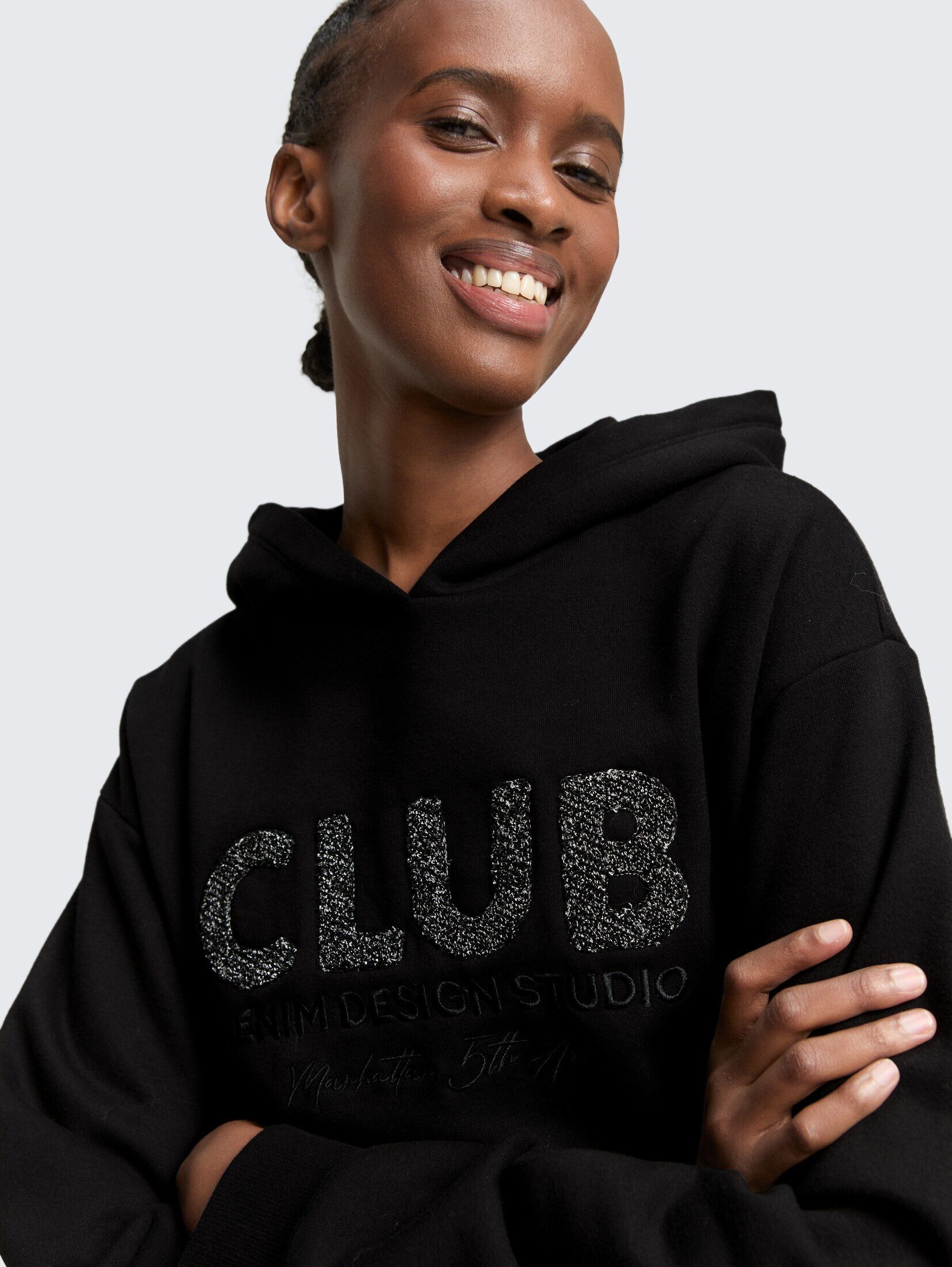 TOM TAILOR Denim Sweatshirt Strick & Sweatshirts Oversize Hoodie Sweatshirt mit Glitzer-Applikation