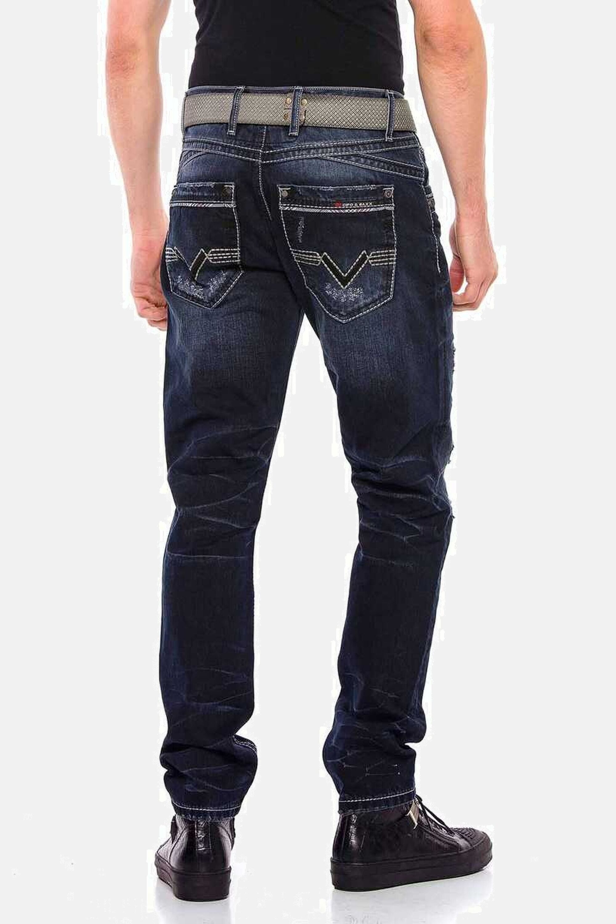Cipo & Baxx Regular-fit-Jeans Jeans mit lässigen Destroyed-Elementen, CD539