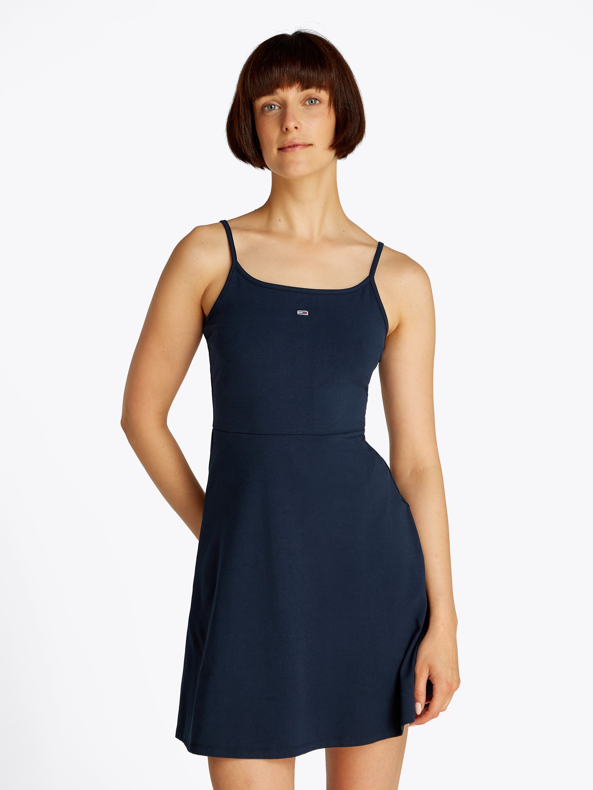 Tommy Jeans Skaterkleid TJW ESSENTIAL STRAP FLARE DRESS mit Logostickerei günstig online kaufen