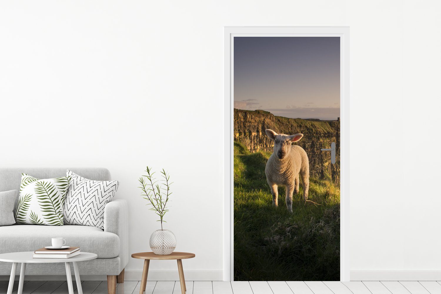 Tür, Schafe für MuchoWow (1 St), bedruckt, - Fototapete Türtapete - Matt, Türaufkleber, 75x205 cm Irland, Natur