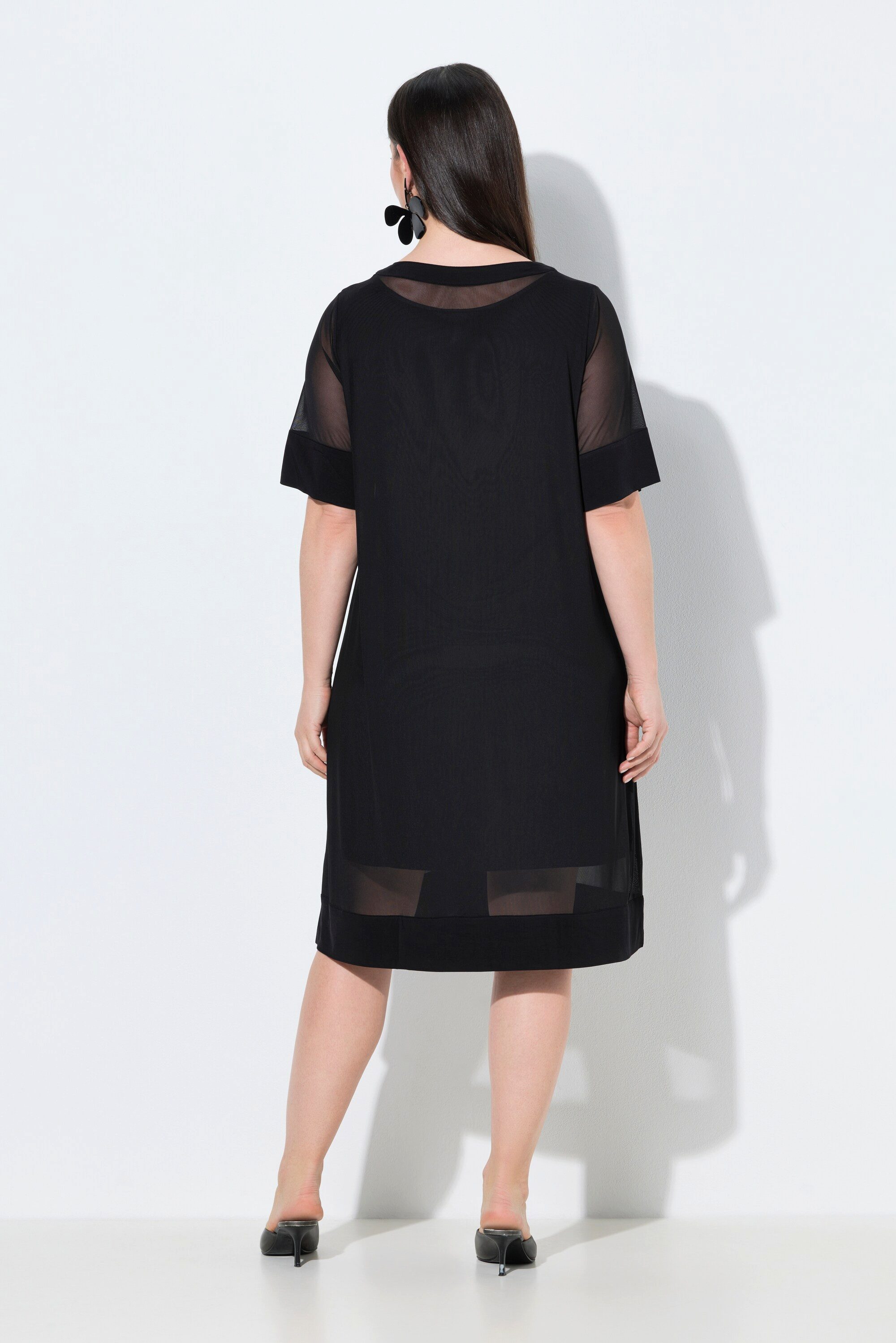 Ulla Popken Cocktailkleid Slinky-Kleid Mesh-Überkleid Rundhals 3/4-Arm