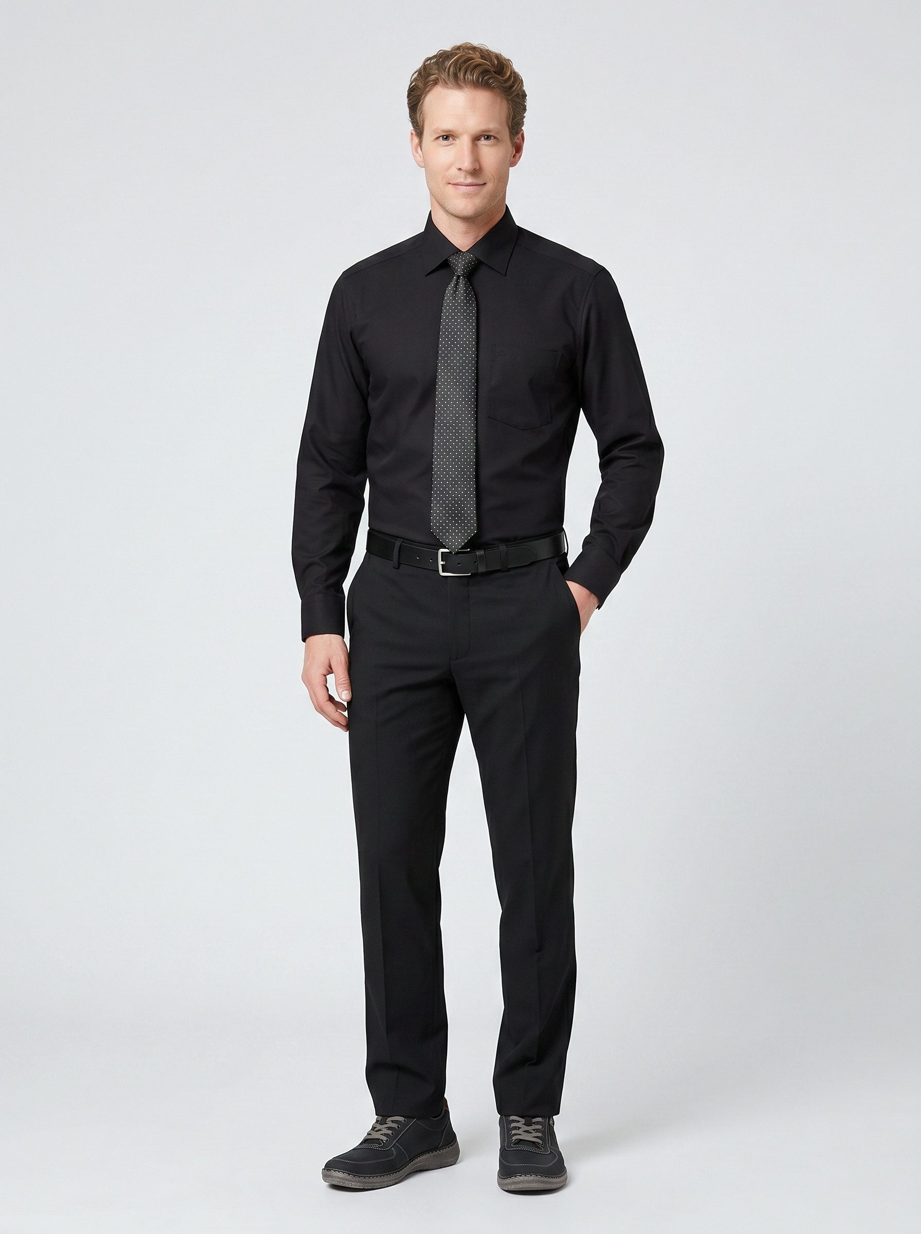 Zum Outfit 9