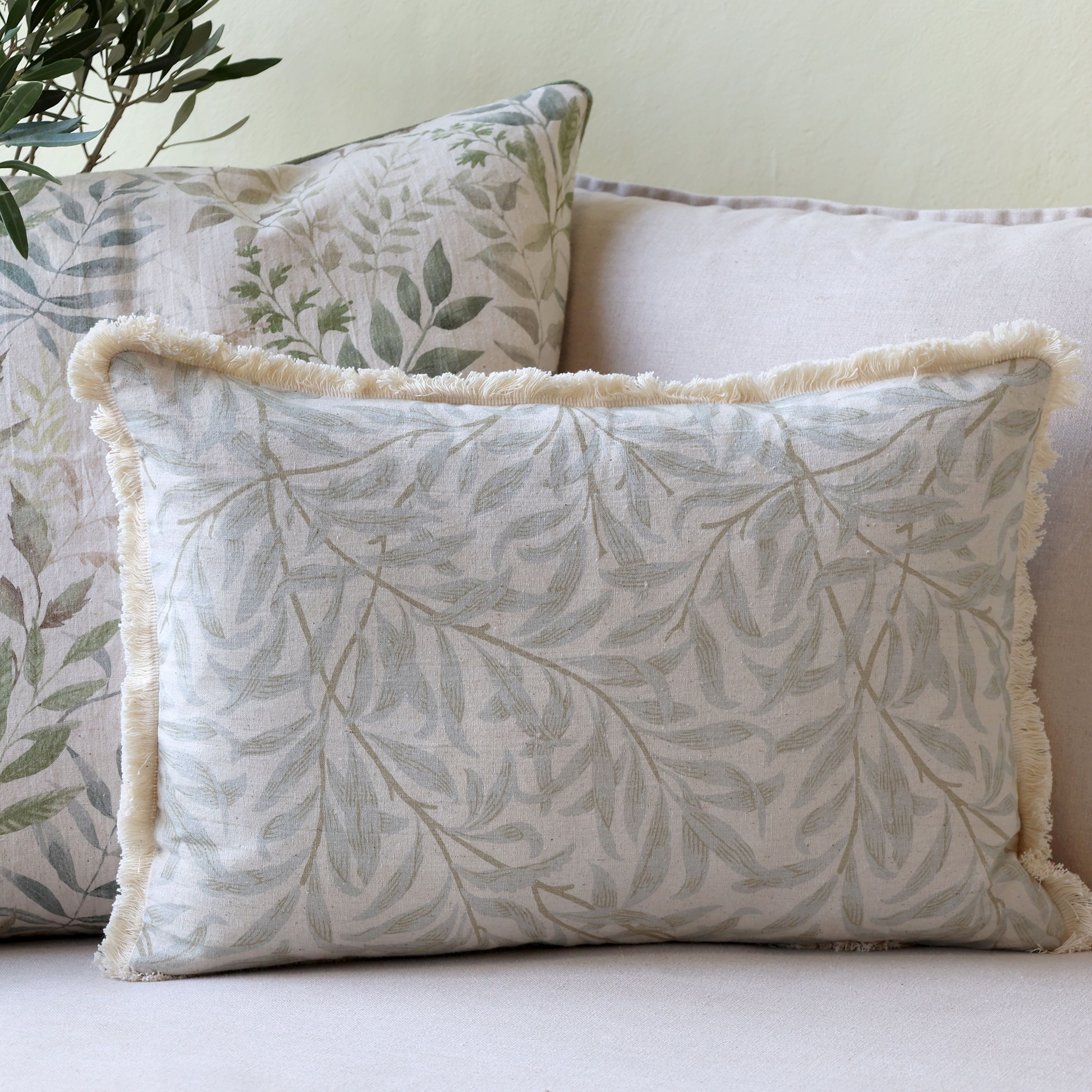 Chic Antique Kissenbezug Chic Antique - Kissenbezug Kissenhülle 50x35cm Blattmuster Opal Creme