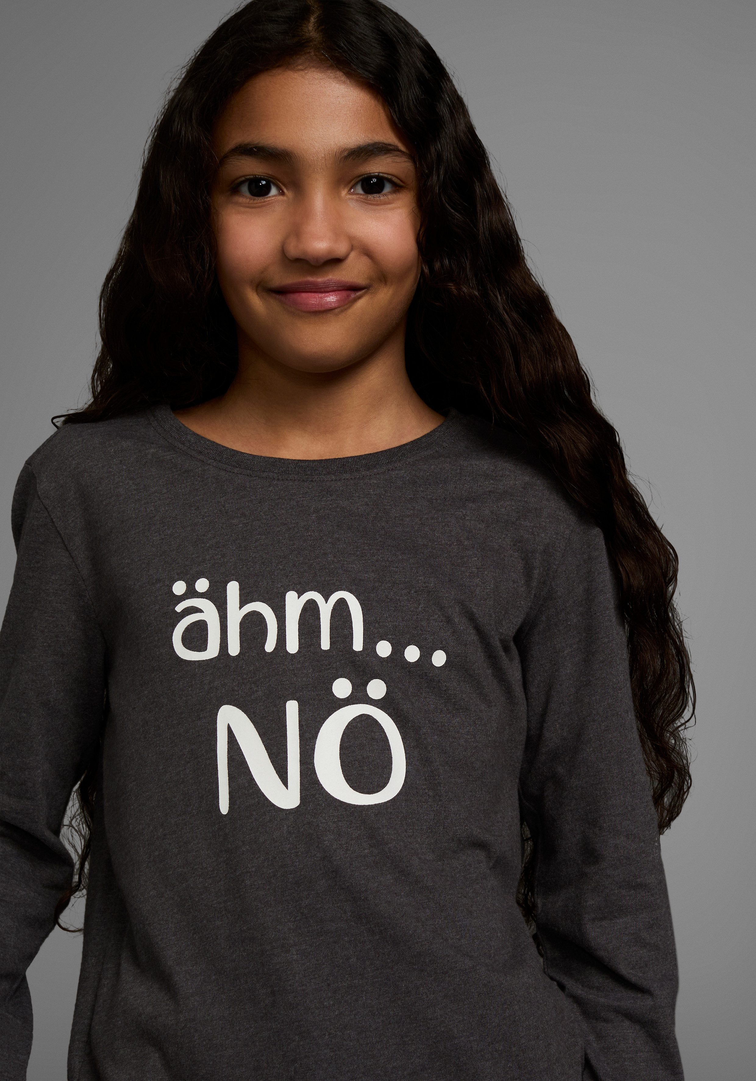 KIDSWORLD Langarmshirt ähm ...NÖ Langarm, taillierter Schnitt, mit Statements und Sprüchen