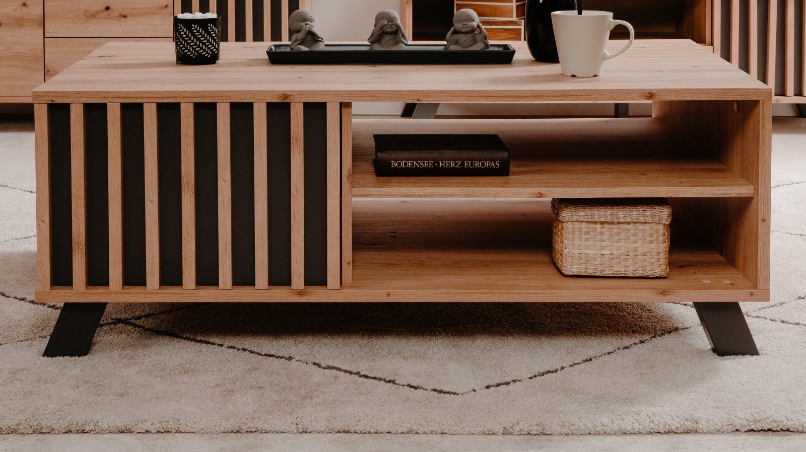 Furn.Design Couchtisch Madem (Wohnzimmertisch in Artisan Eiche Dekor, 2-türig, 110 x 67 cm), mit Staboptik