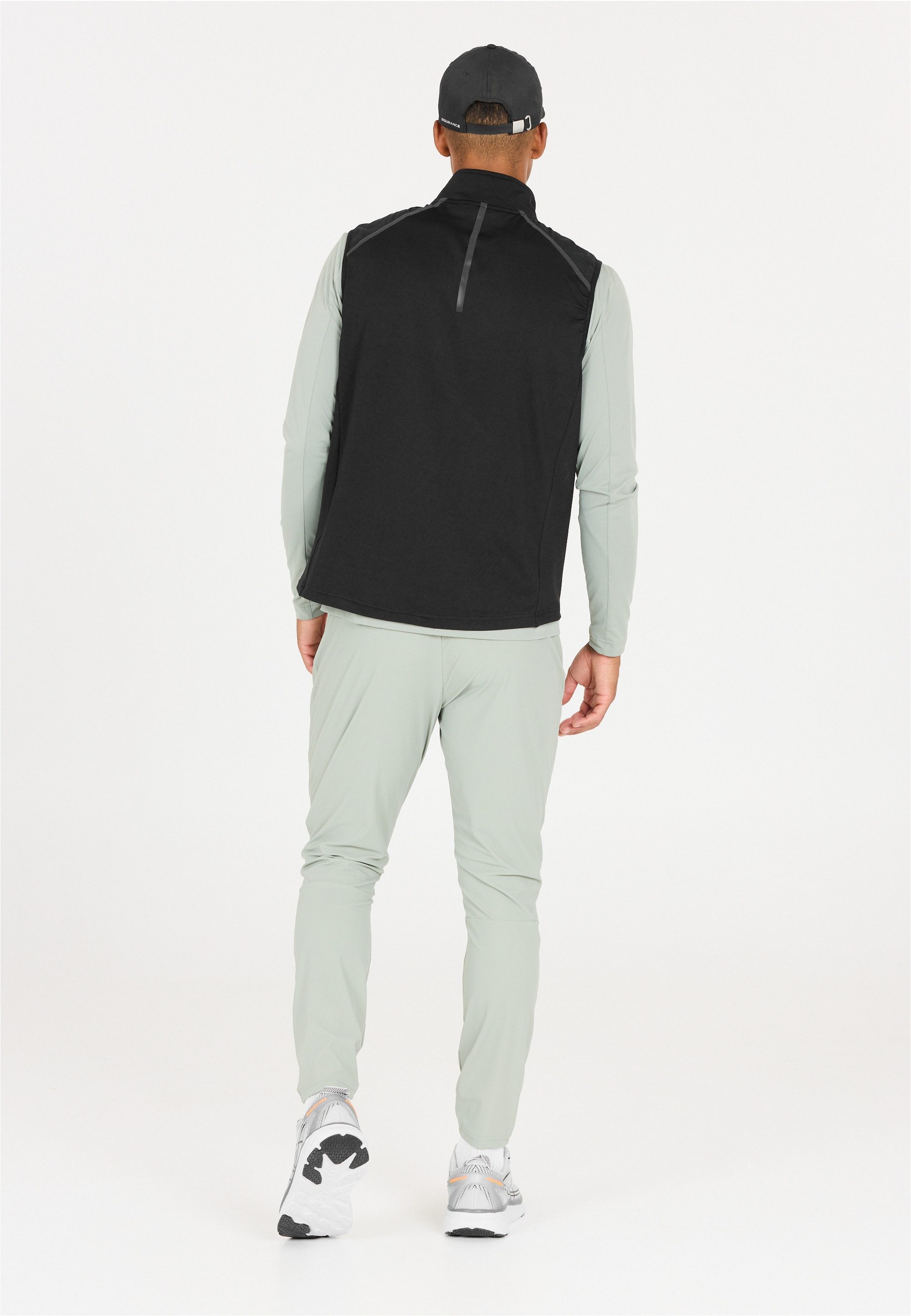 ENDURANCE Softshellweste Jelawat mit 4-Wege-Stretch und wasserabweisender Membran