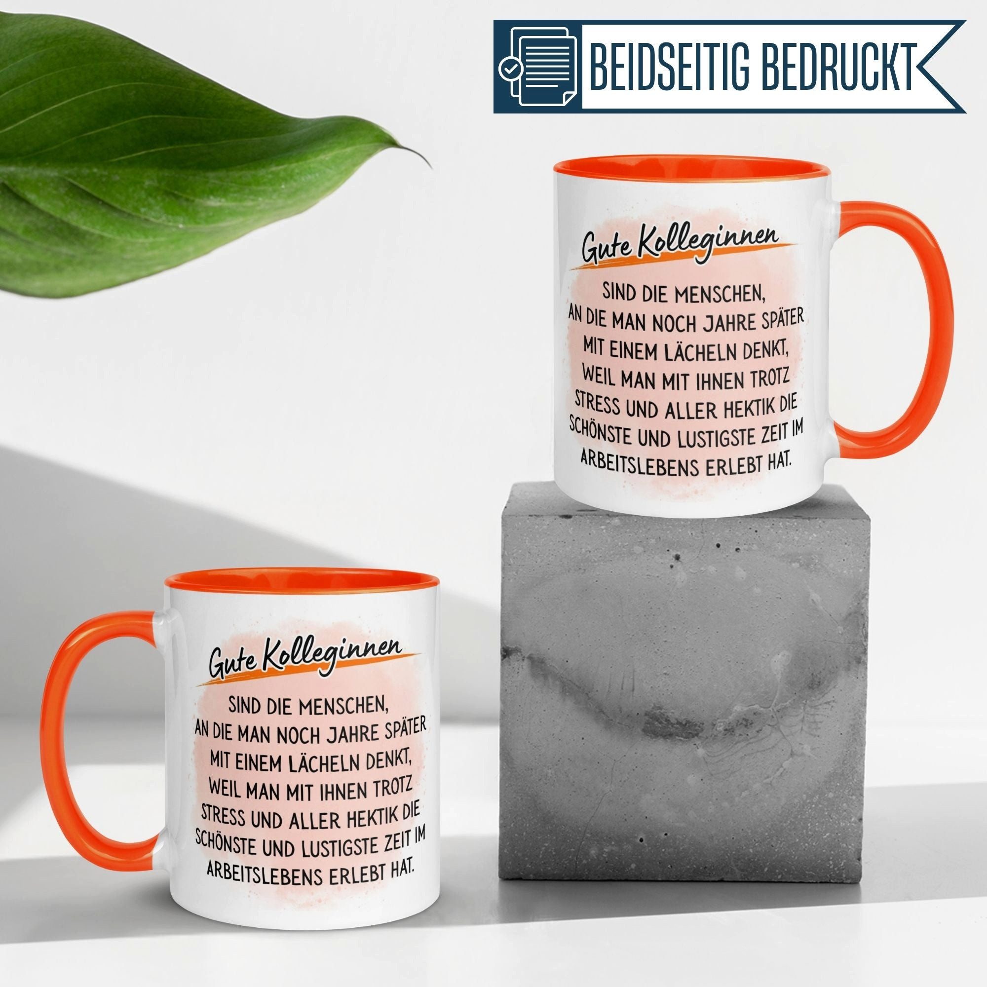 Momentals Tasse Kollegin – An Gute Kolleginnen denkt man mit einem lächeln – Abschied, Gratis Versand · Links-&Rechtshänder · Spülmaschinenfest