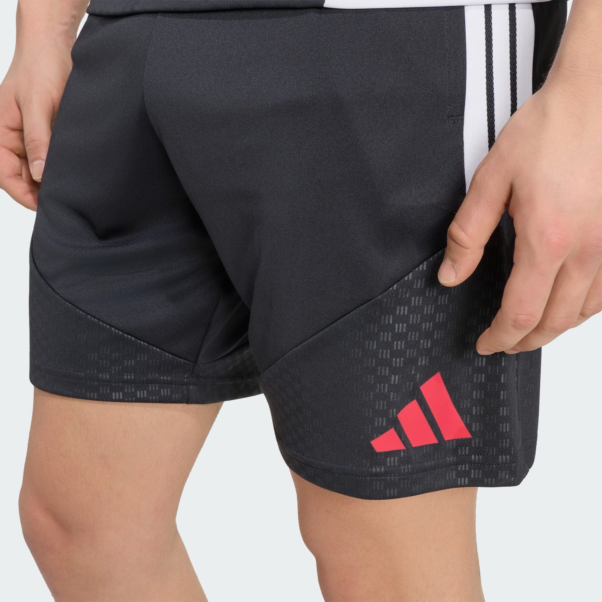 adidas Performance Shorts LIVERPOOL FC 26/27 TIRO TRAININGSSHORTS (1-tlg) – Bild 5 von 5
