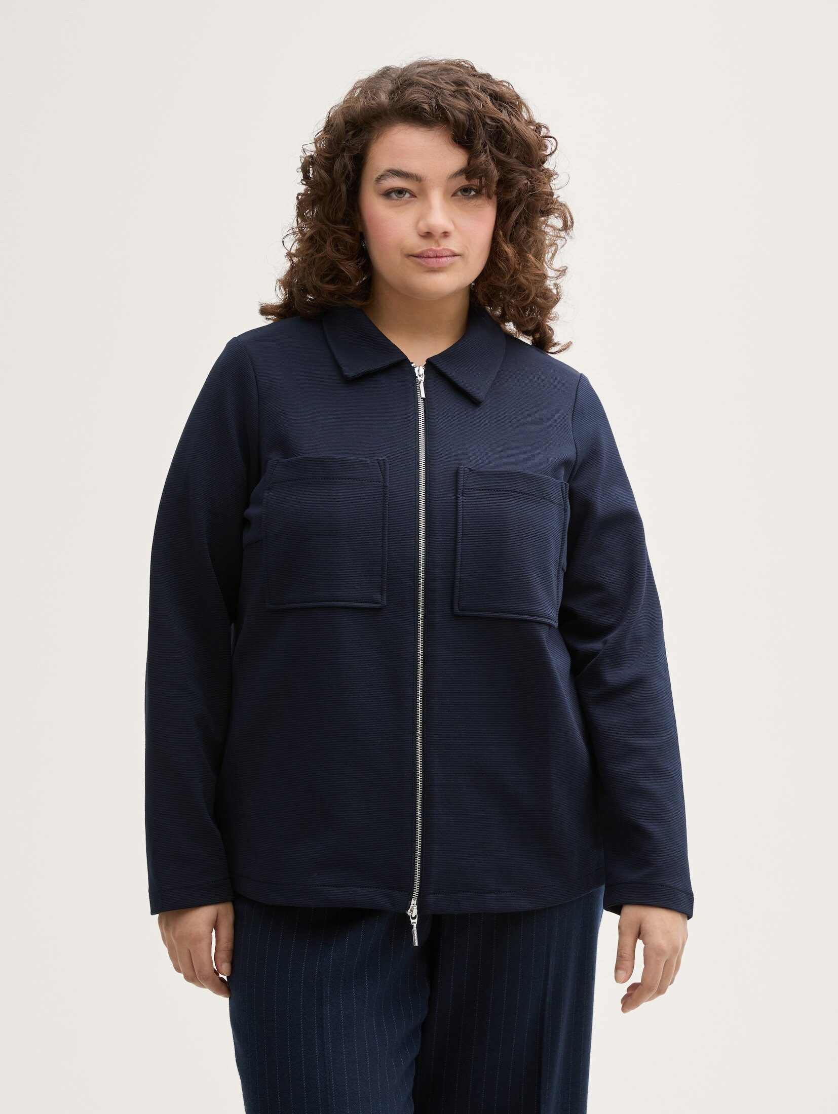Jackenblazer Plus Size - Jacke mit Brusttaschen