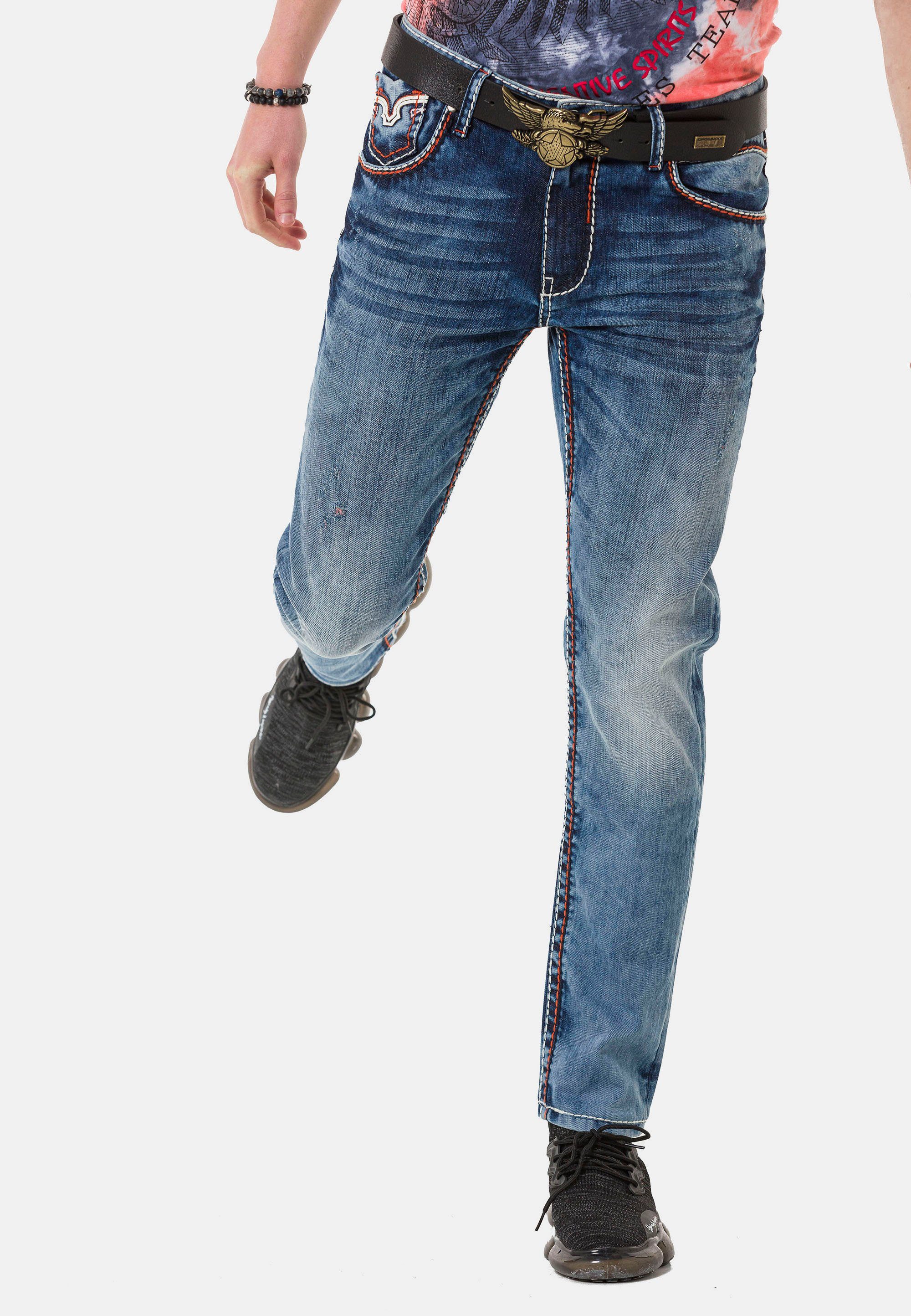 Cipo & Baxx Straight-Jeans mit kontrastfarbenen Nähten | Straight-Fit Jeans