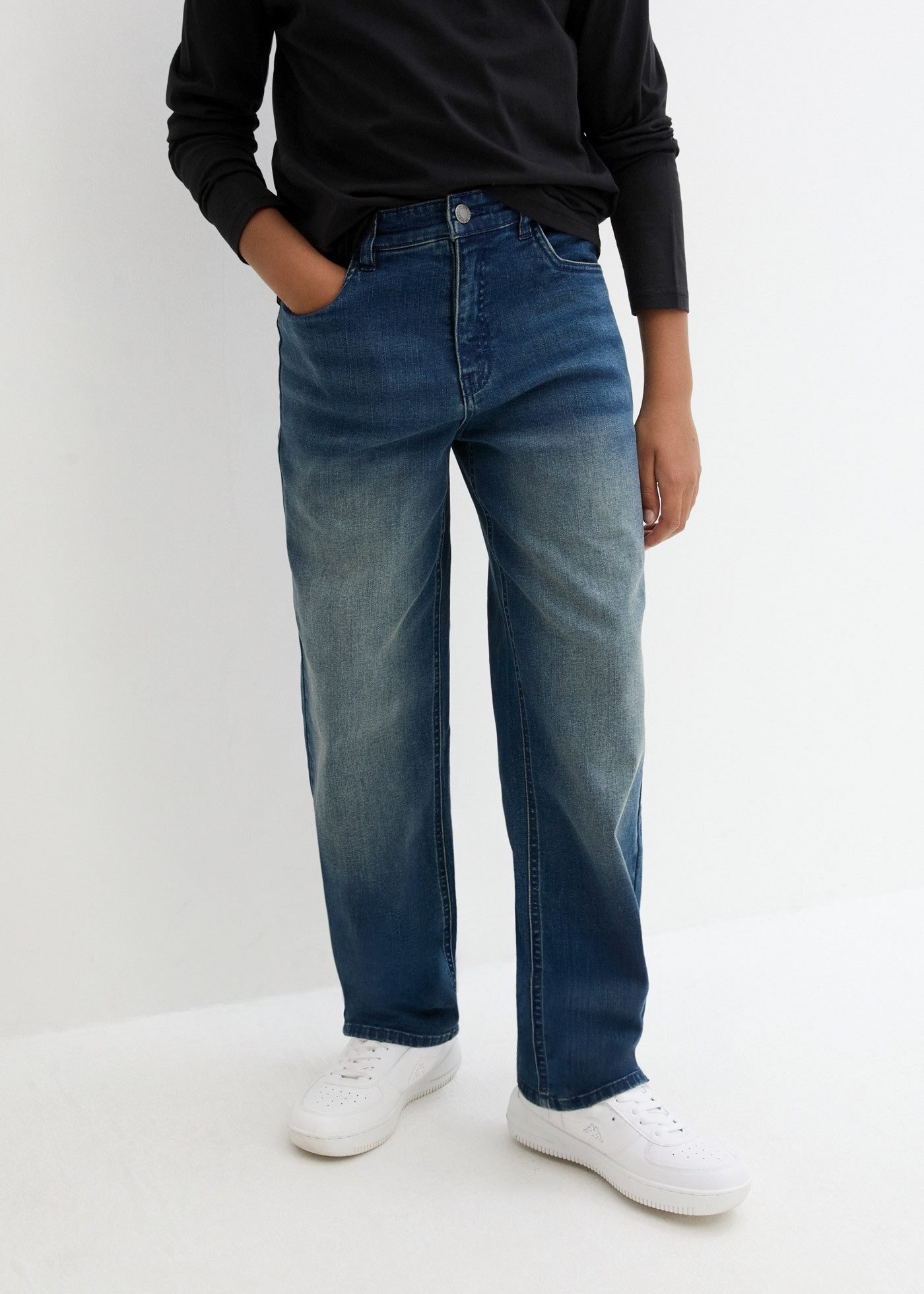 bonprix Loose-fit-Jeans (1-tlg) Loose-fit, weites Bein, mit vier Taschen, überwiegend aus Baumwolle