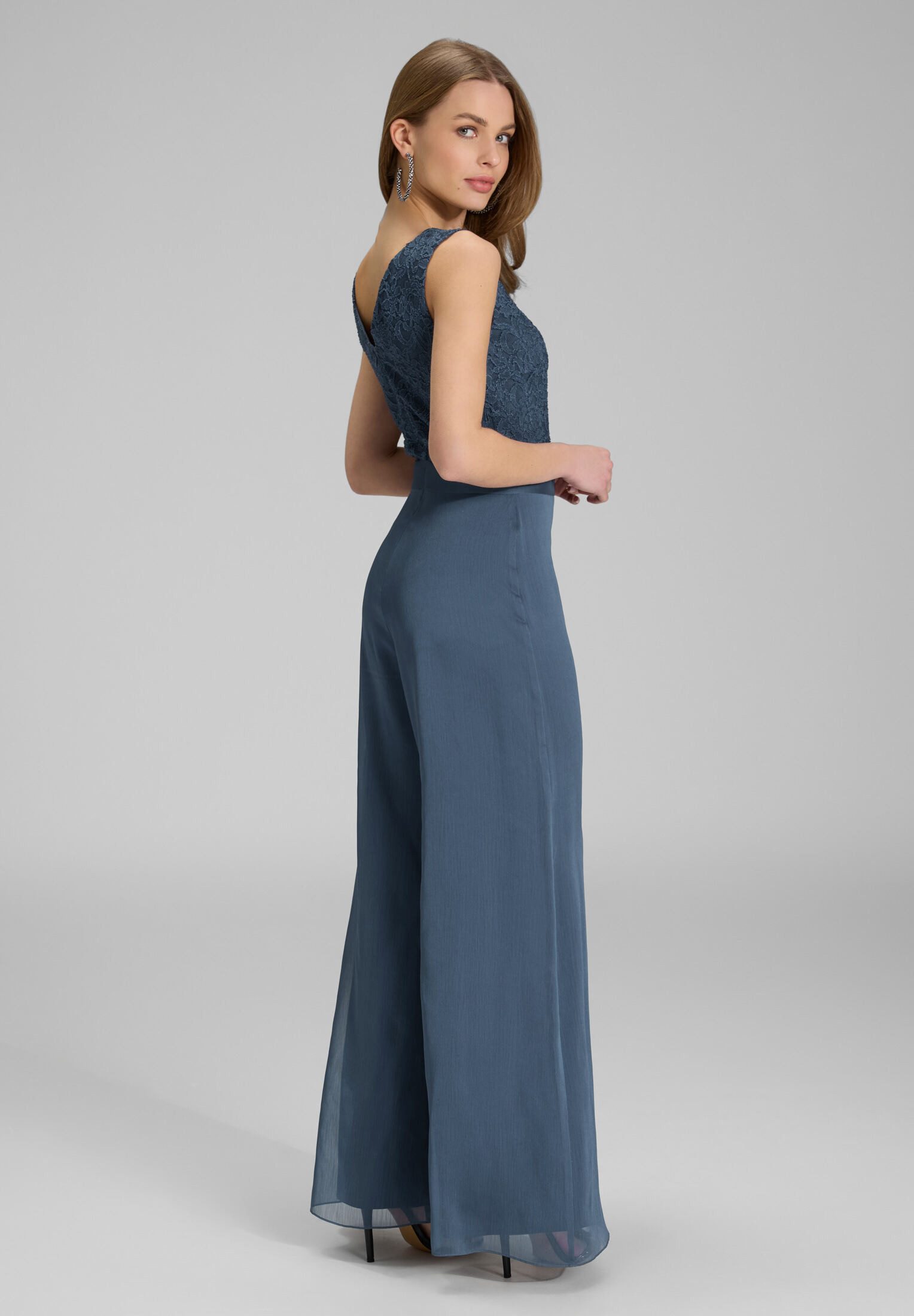 SWING Jumpsuit Oberteil in figurbetonter Passform