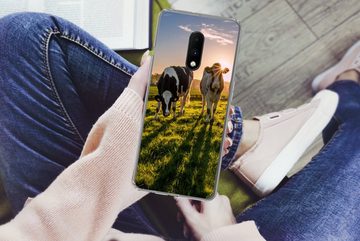 MuchoWow Handyhülle Kühe - Sonne - Gras - Tiere - Bauernhof, Phone Case, Handyhülle OnePlus 7, Silikon, Schutzhülle