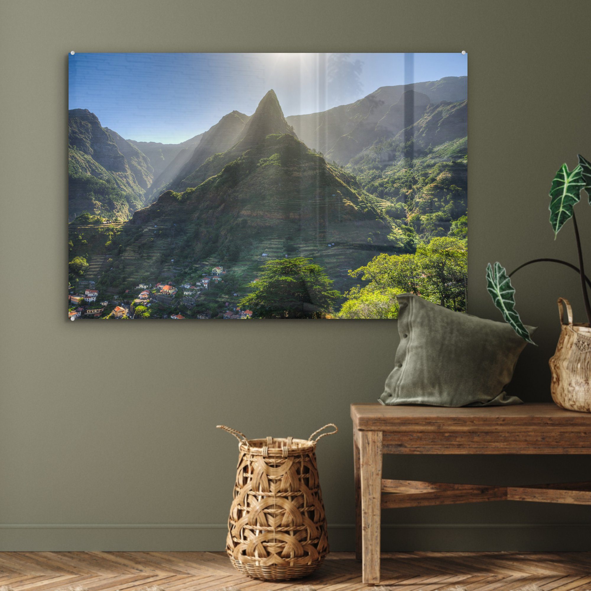 Acrylglasbilder auf & (1 Berggipfel Madeira, Wohnzimmer scheint Sonnenlicht Das MuchoWow einen Acrylglasbild Schlafzimmer St), auf