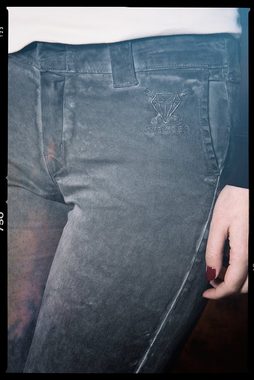 QueenKerosin Slim-fit-Jeans mit Oilwas-Effekt