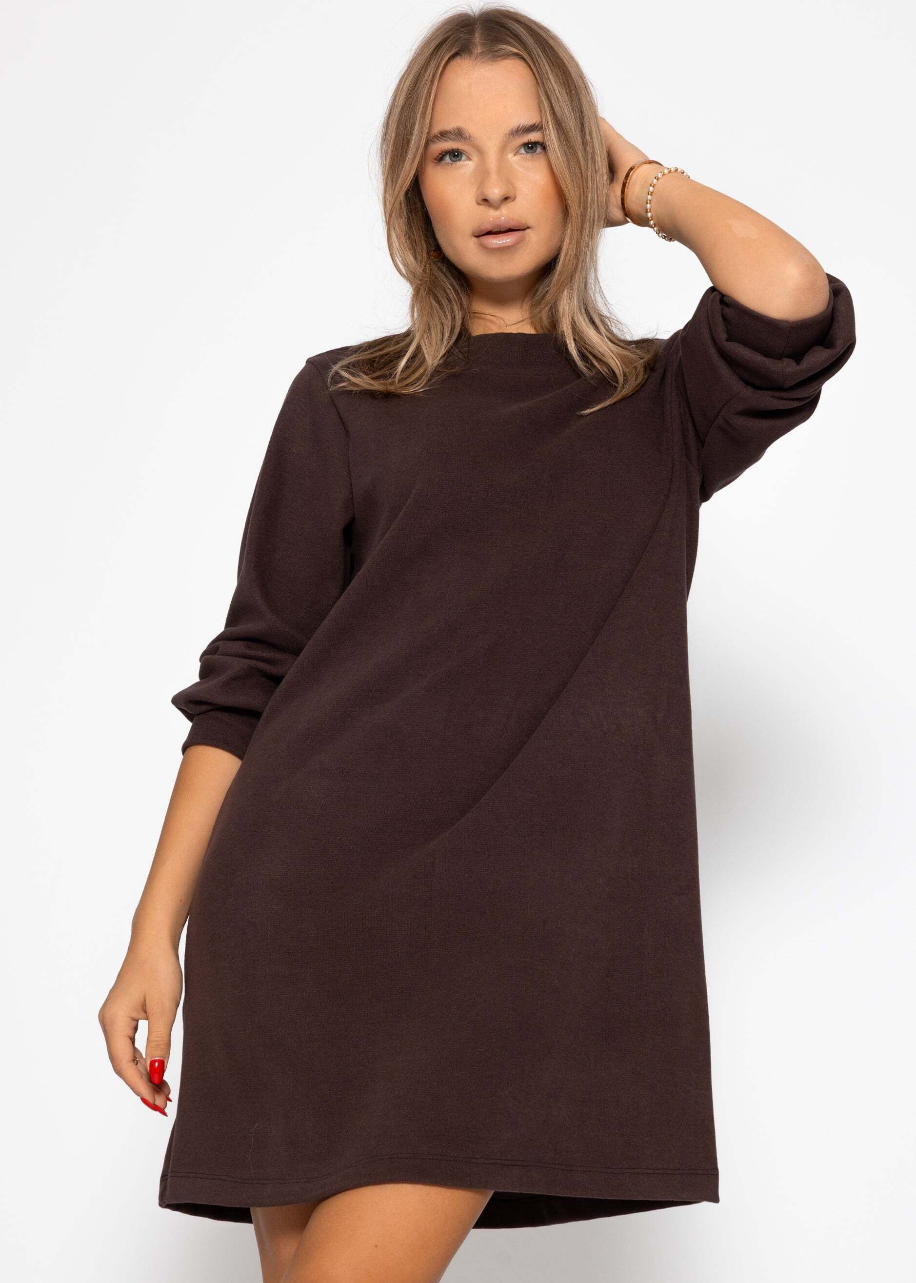 SASSYCLASSY Minikleid Sweatkleid mit Stehkragen für Damen Lässiges Kleid aus Sweatstoff im Oversized Fit Braun Schwarz Beige