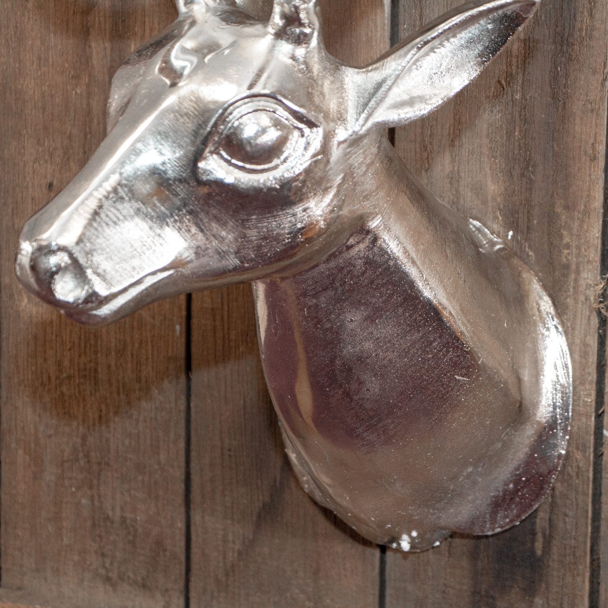 Antikas Wanddekoobjekt Kopfbüste als Wanddekoration, Hirsch, Wanddeko, Aluminium