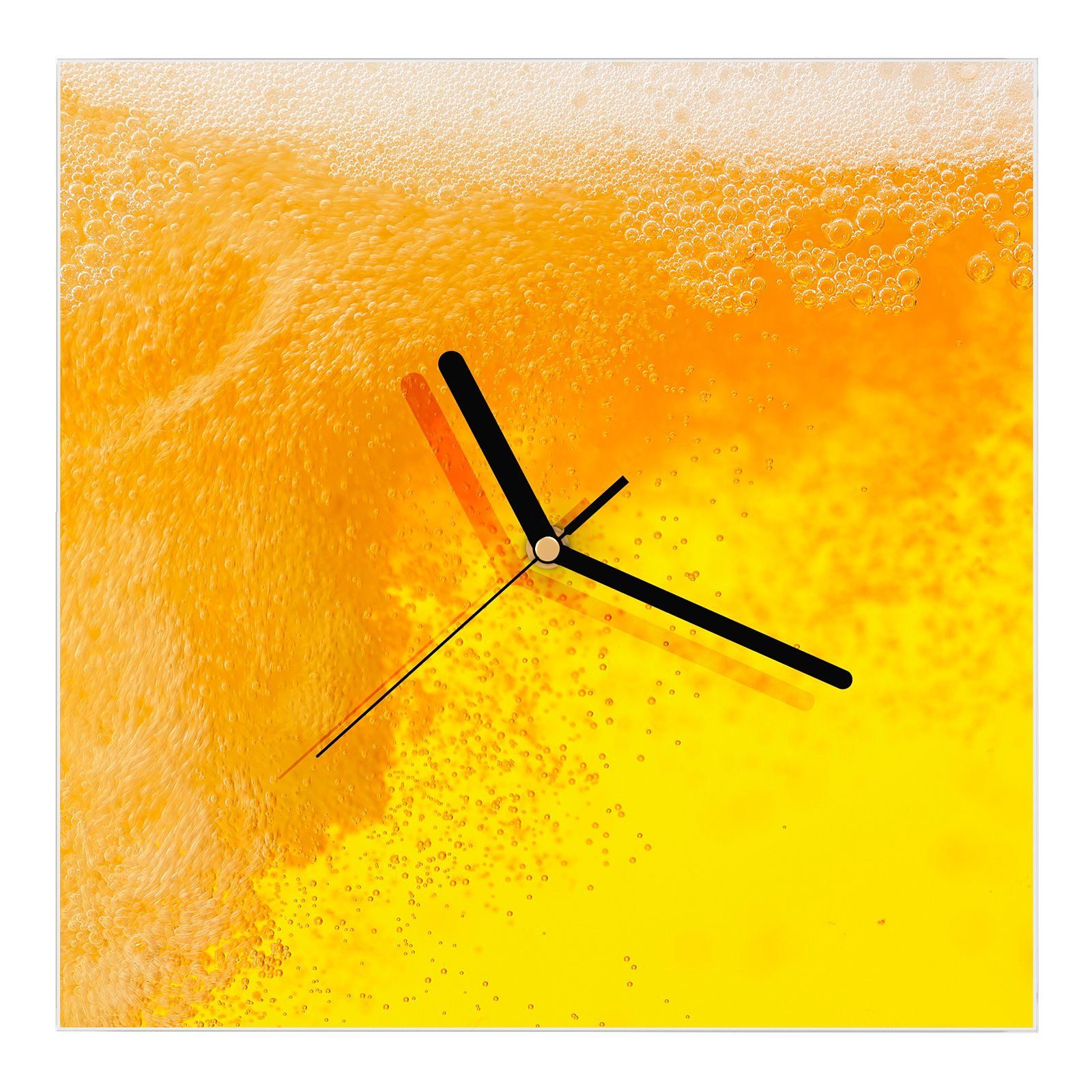 Primedeco Wanduhr Glasuhr Wanduhr Wandkunst Größe 30 x 30 cm mit Motiv Bier im Glas von Nah