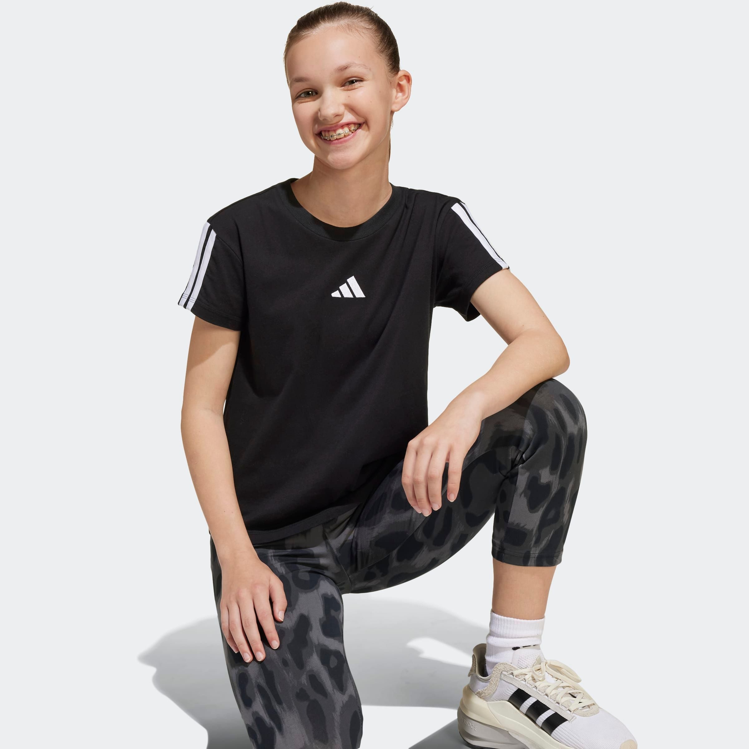 adidas Sportswear T-Shirt ESSENTIALS KIDS für Kinder, mit Rundhalsausschnitt, ohne Verschluss, aus Baumwolle