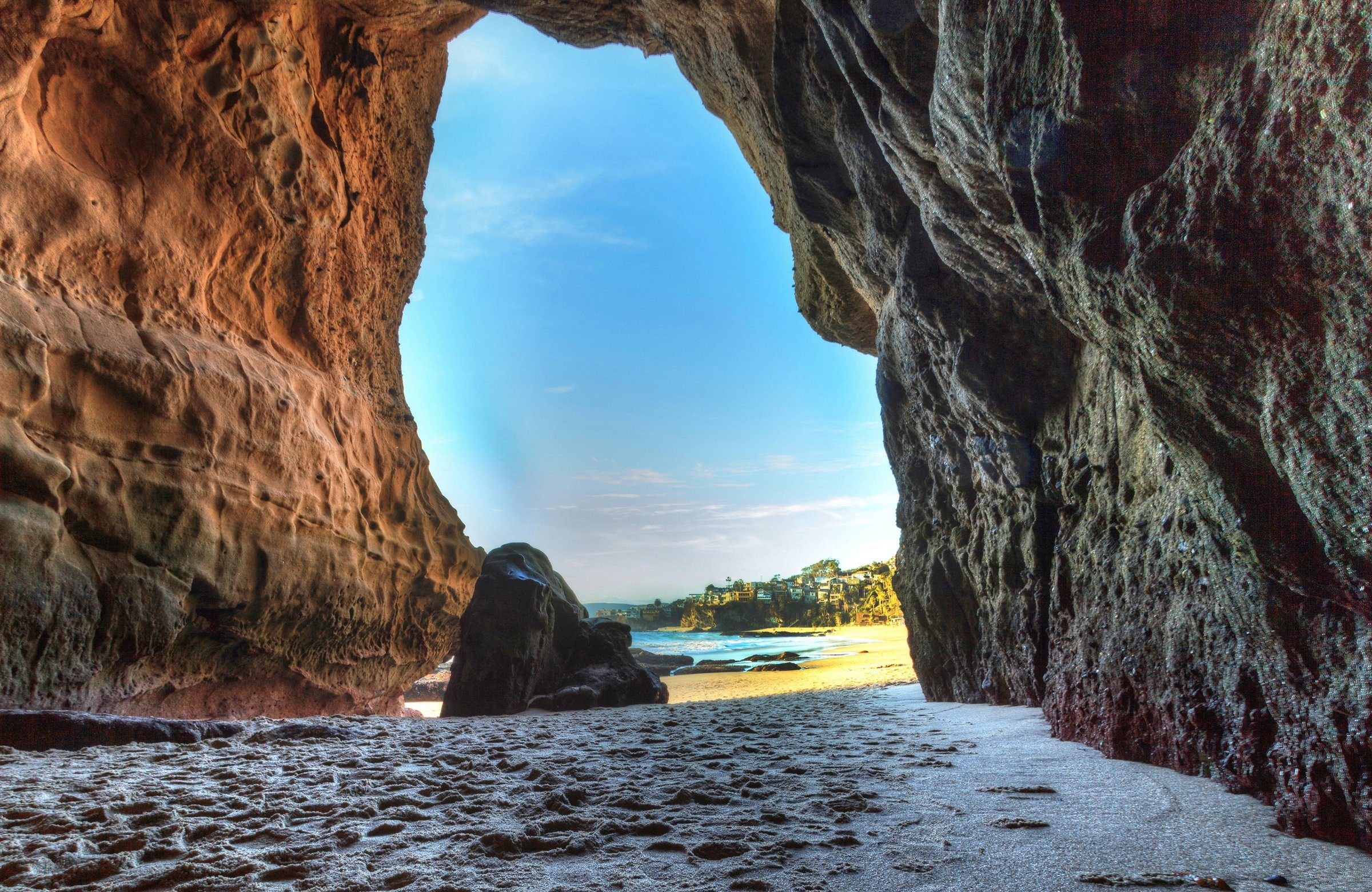 Papermoon Fototapete GROTTE-HÖHLE LAGUNA BEACH MEER FELSEN GEBIRGE DÜNEN