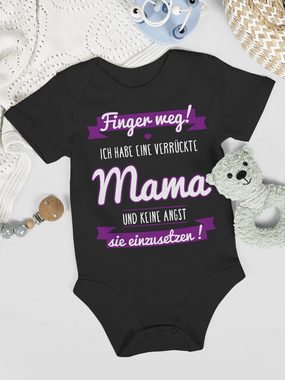 Shirtracer Shirtbody Ich habe eine verrückte Mama lila Sprüche Baby