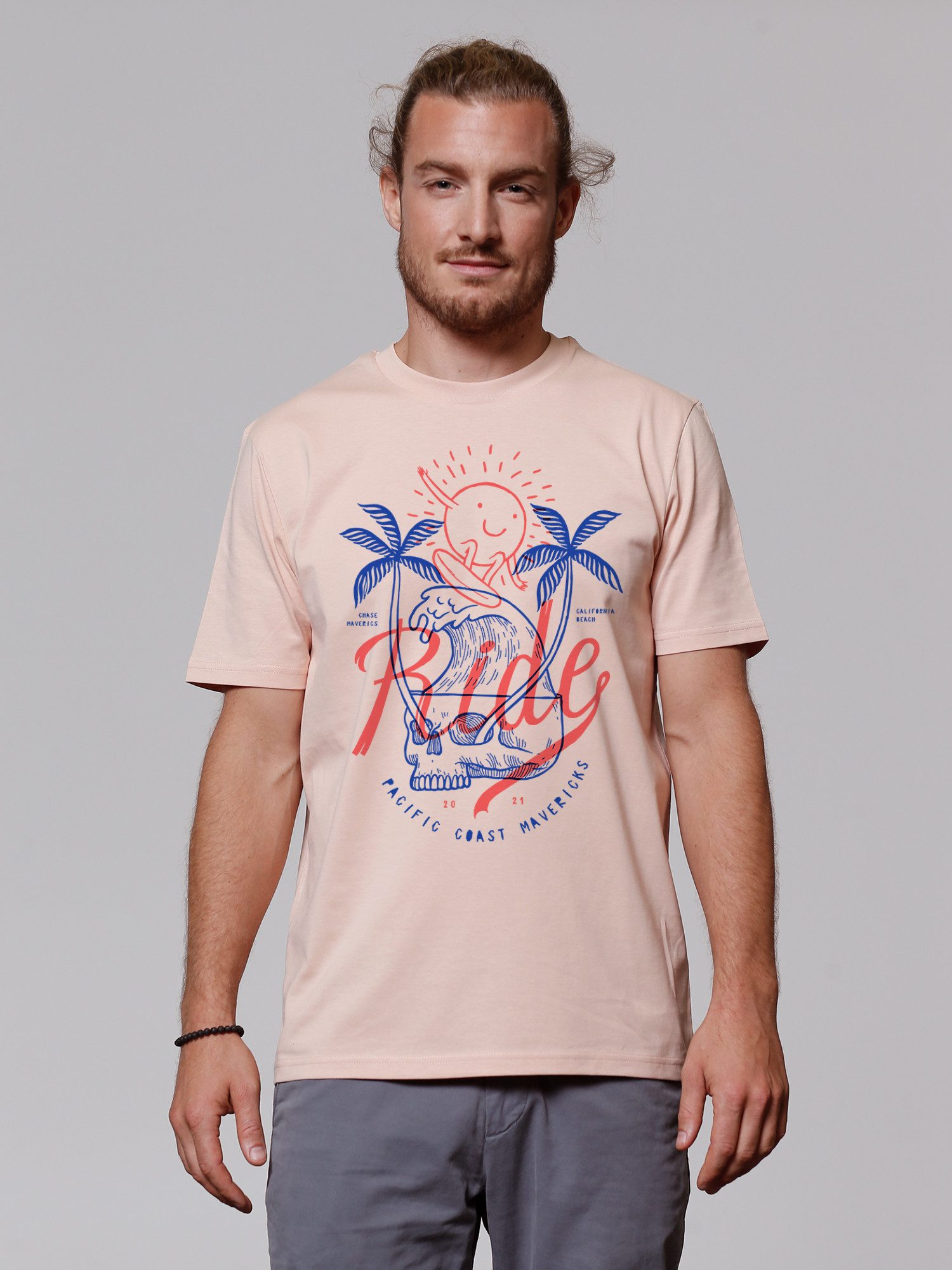 wat? Apparel T-Shirt Ride the waves
