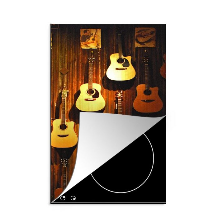 MuchoWow Herdblende-/Abdeckplatte Viele Akustikgitarren hängen an einer Wand Vinyl (1 tlg) Küchen Dekoration für Induktionsherd Induktionskochfeld