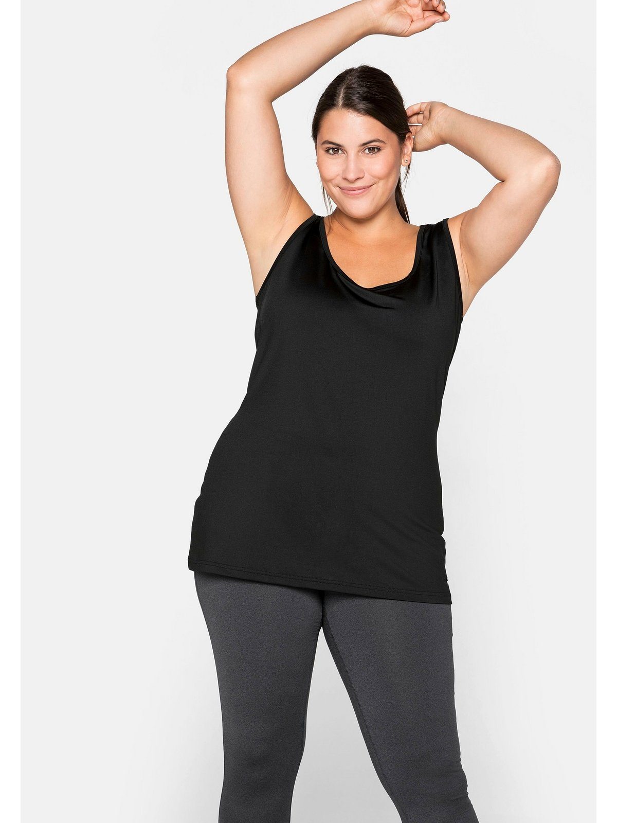 Sheego Funktionstop Große Größen mit dekorativem V-Ausschnitt hinten