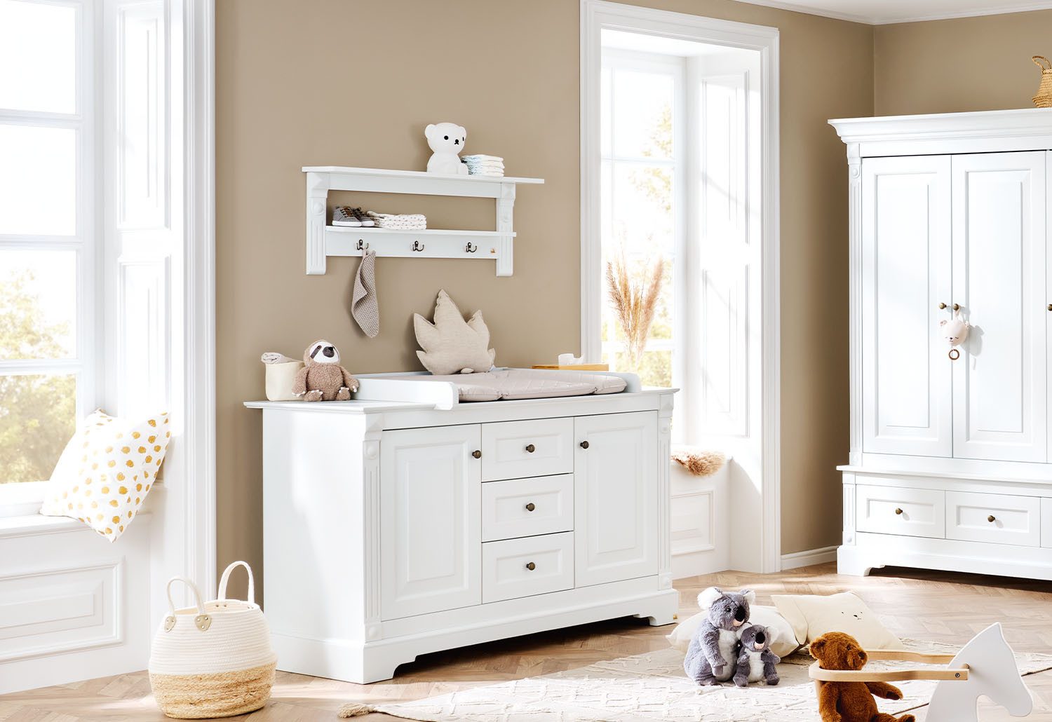 Pinolino® Wandregal Wandregal / Garderobe 'Emilia'