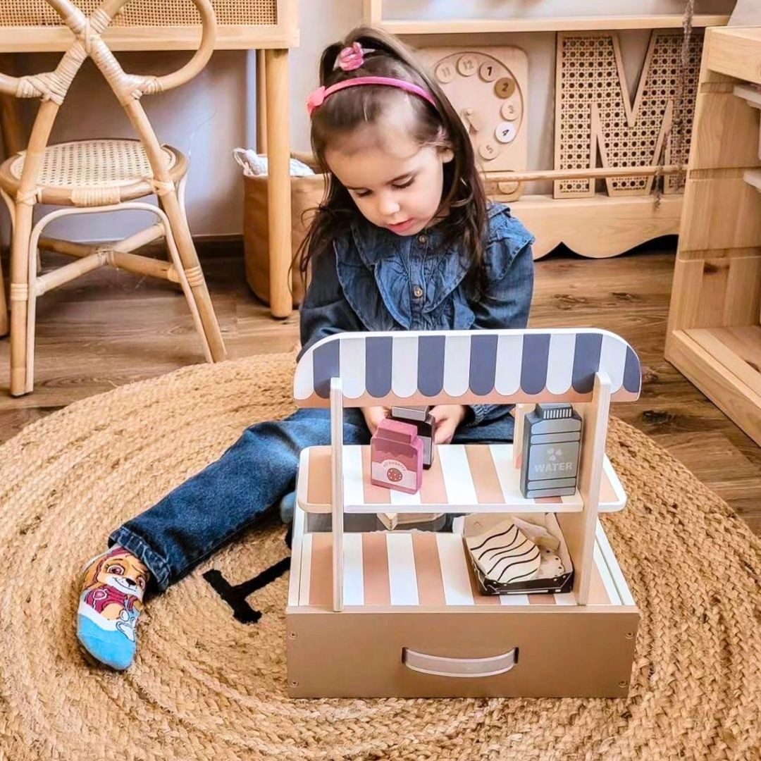 Mamabrum Spiel-Einkaufswagen Holzladen für Kinder, Faltbar, Café und Konditorei mit Zubehör im Set