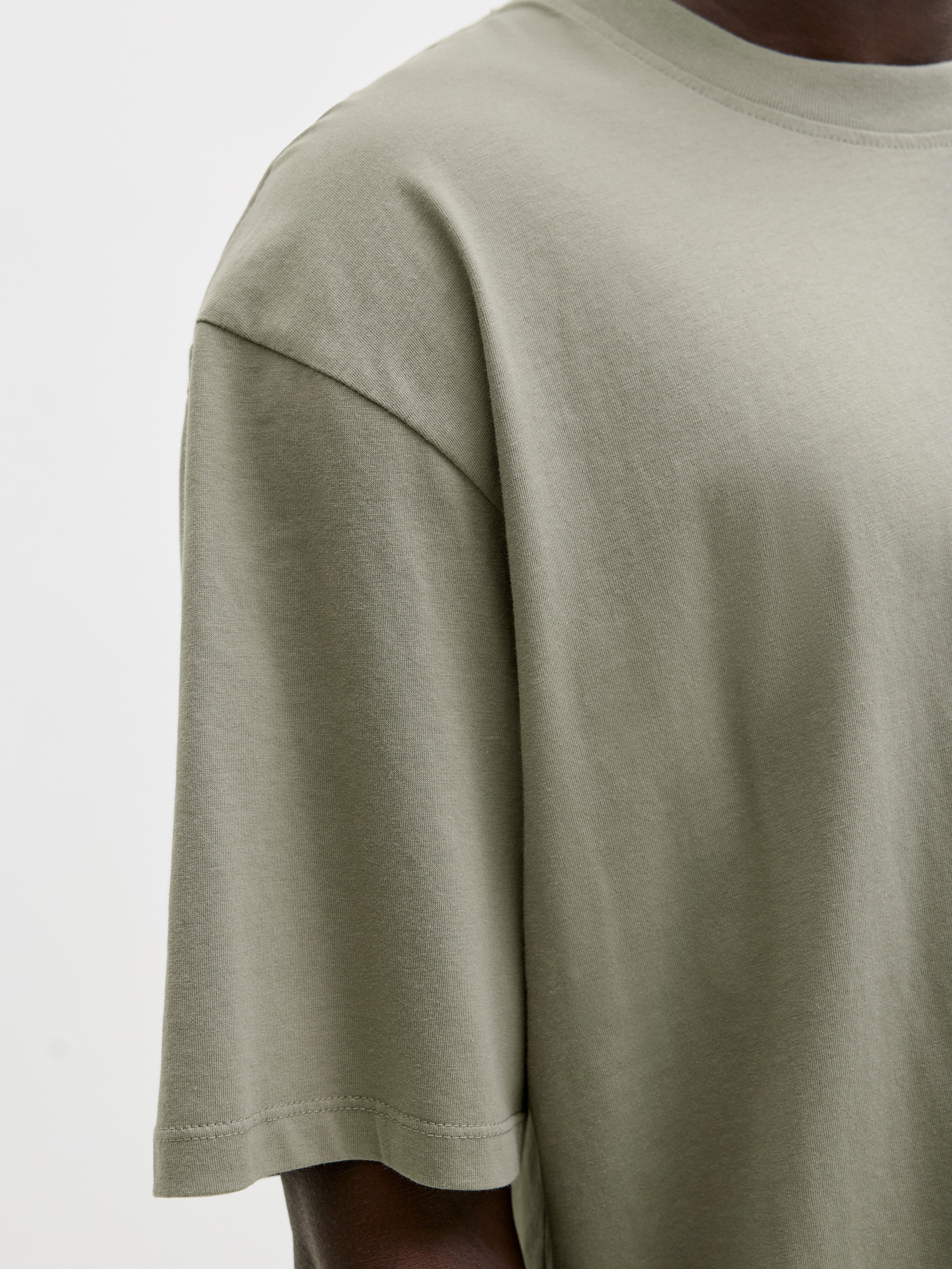 Jack & Jones Oversize-Shirt JJEBRADLEY Oversize T-Shirt mit klassischem Rundhalsausschnitt mit gekämmten Jersey