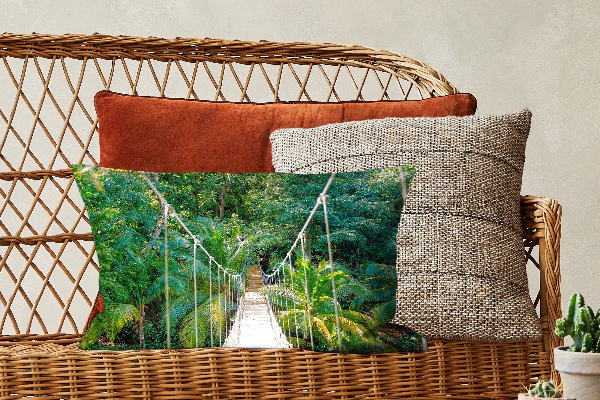 Palme - Füllung, Schlafzimmer Dekoration, mit Dekokissen Natur Zierkissen, Wohzimmer Pflanzen, Brücke - - - Dekokissen Dschungel MuchoWow