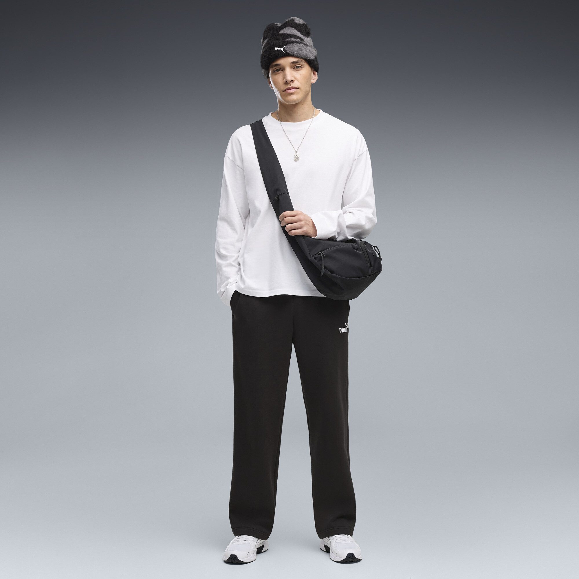 PUMA Sporthose Essentials Relaxed No. 1 Logo Hose Herren