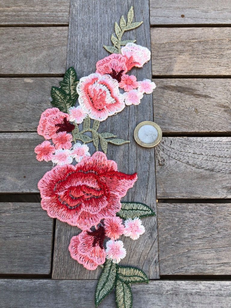 Hartmann-Knöpfe Aufnäher Aufbügler Bügelbild Patch groß 25cm Rose Blume 2-teilig rot rosa grün