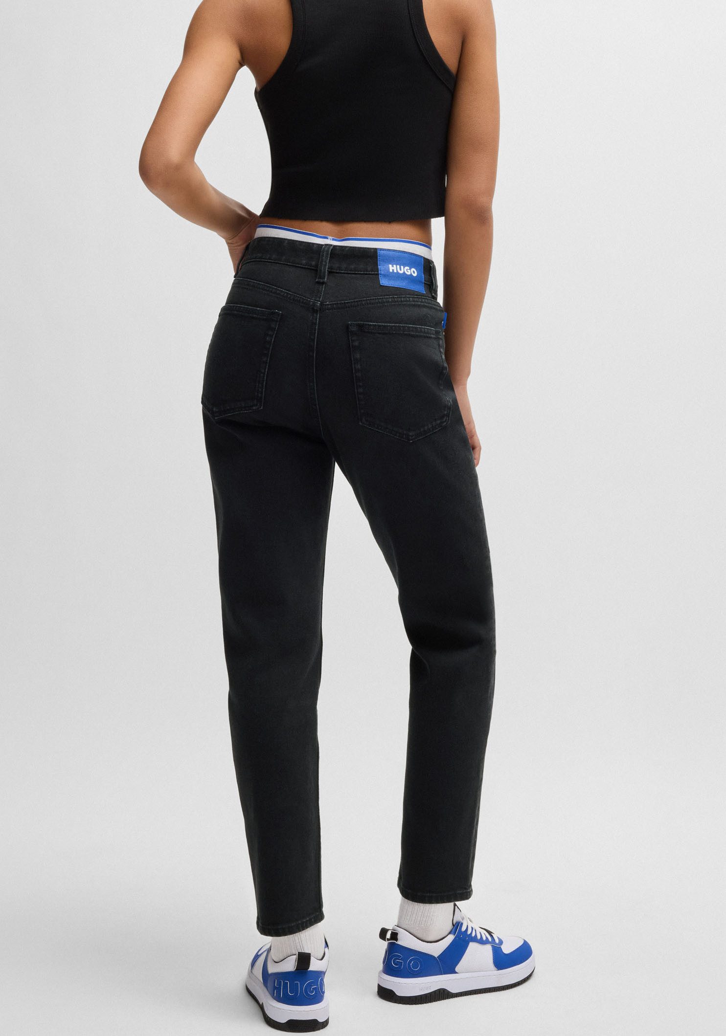 HUGO Mom-Jeans Noe Straight Fit Jeans mit hoher Leibhöhe