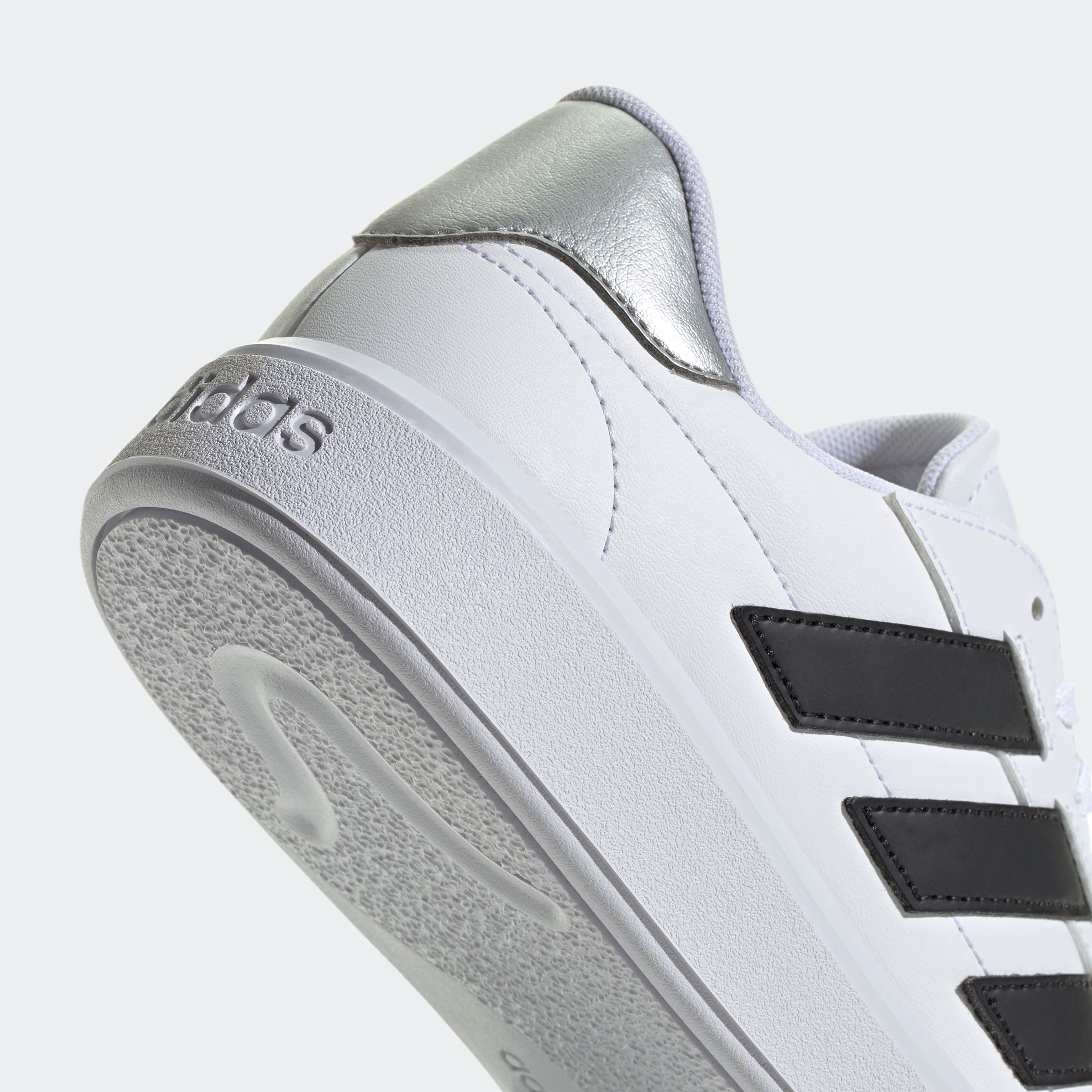 adidas Sportswear COURTBLOCK Sneaker