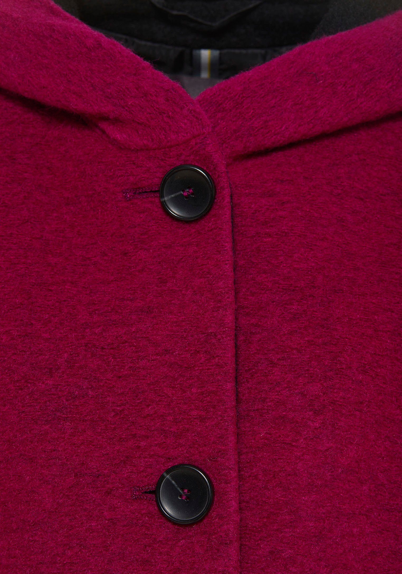 Barbara Lebek Wolljacke mit angeschnittener Kapuze berry