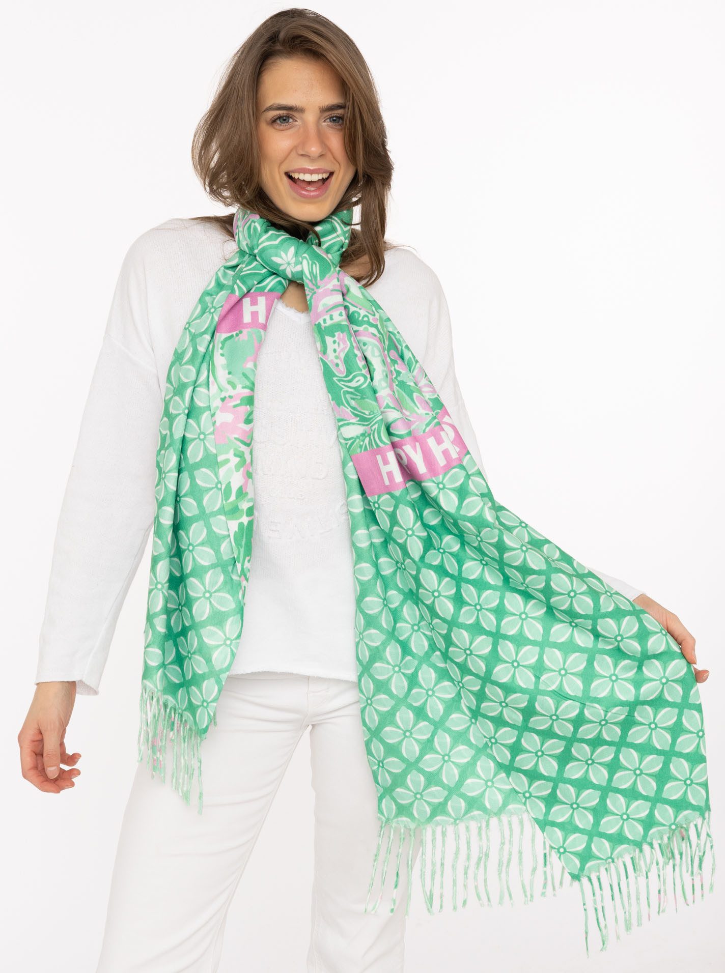 Zwillingsherz Schal "Grafischer Paisley", Mustermix, Schriftzug und Fransen